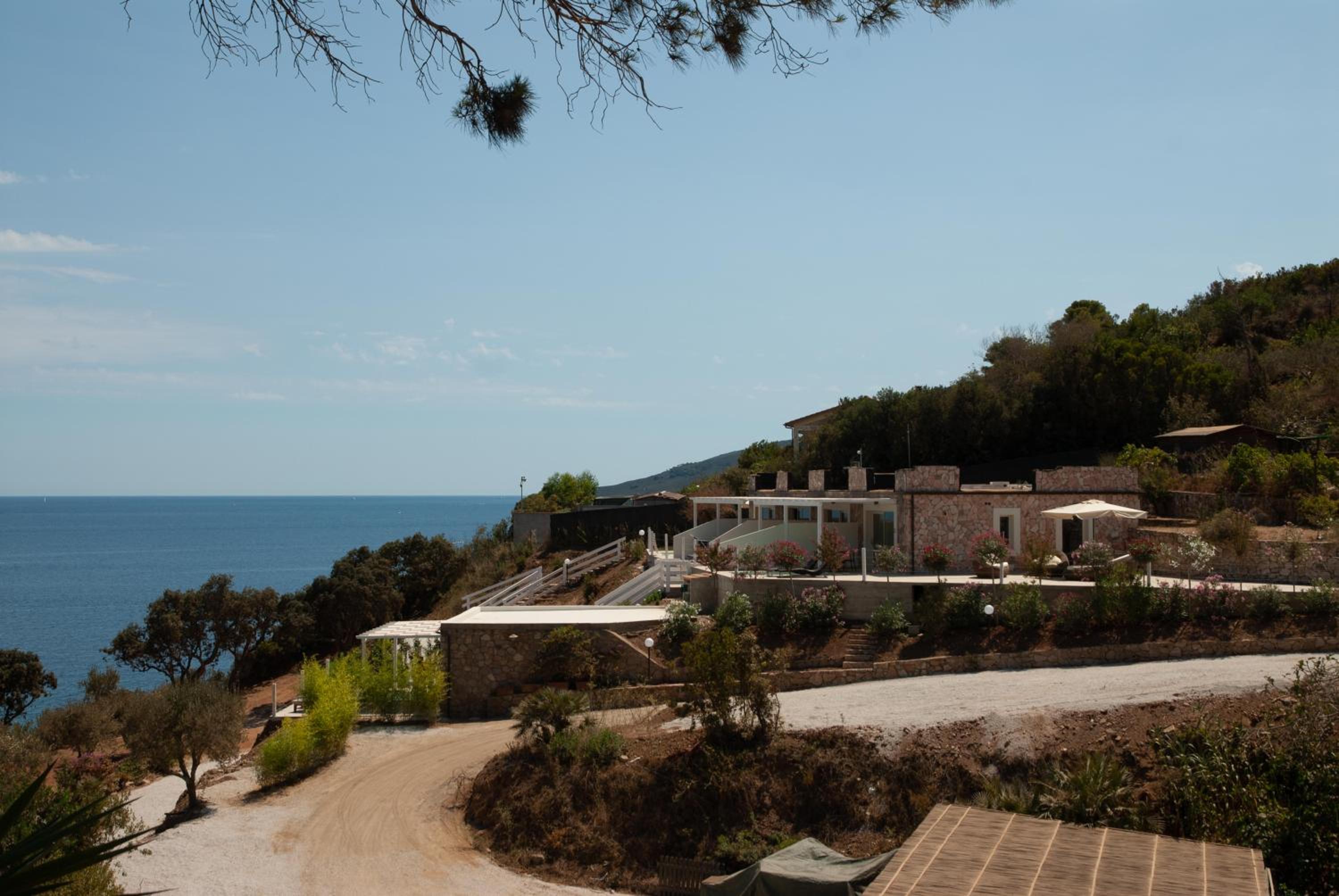 Royal Apartment with Sea View photo 2