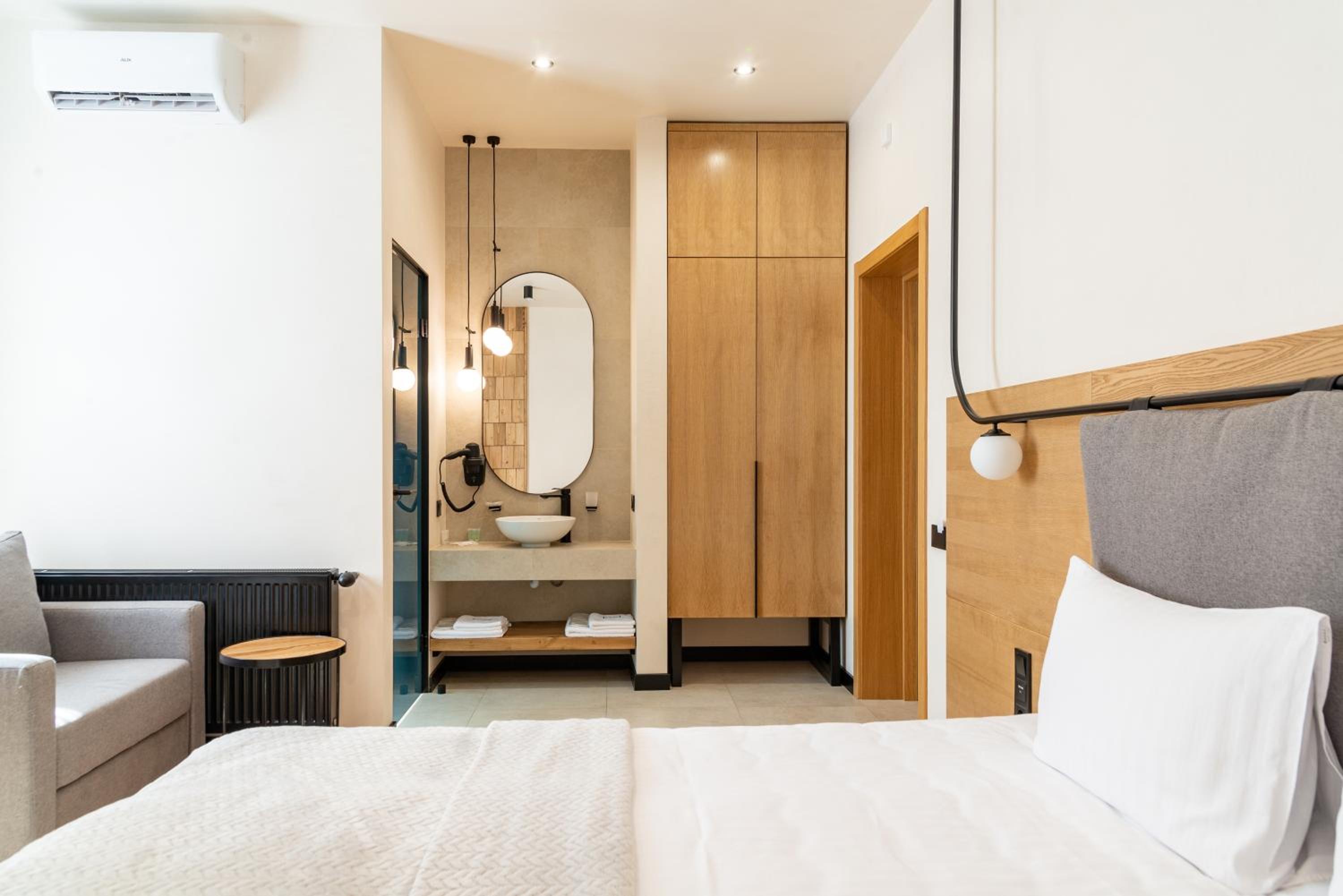 Junior Suite without Balcony photo 2