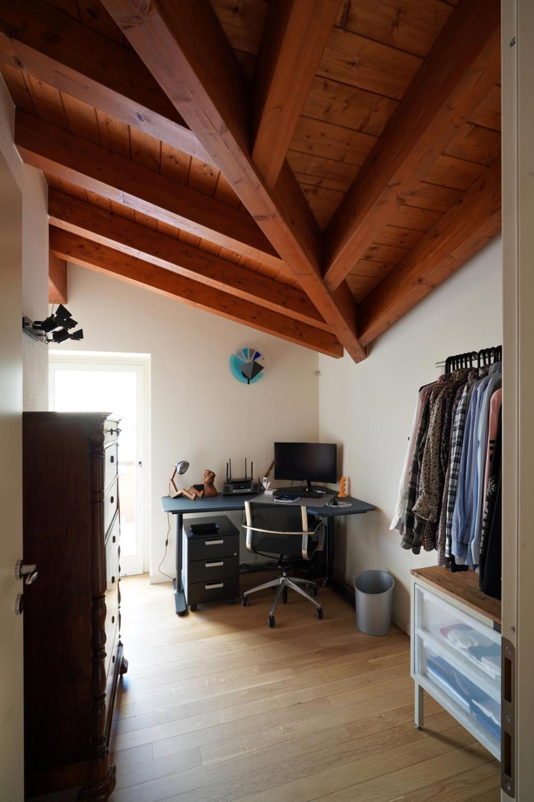 One-Bedroom Apartment photo 3