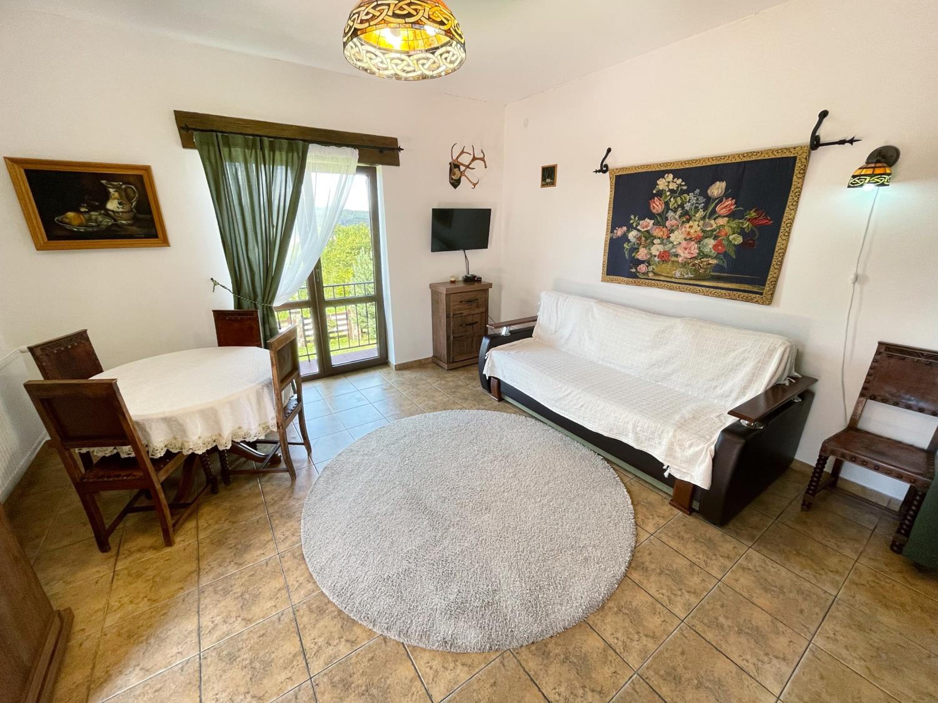 Standard Double or Twin Room with Mountain View photo 1