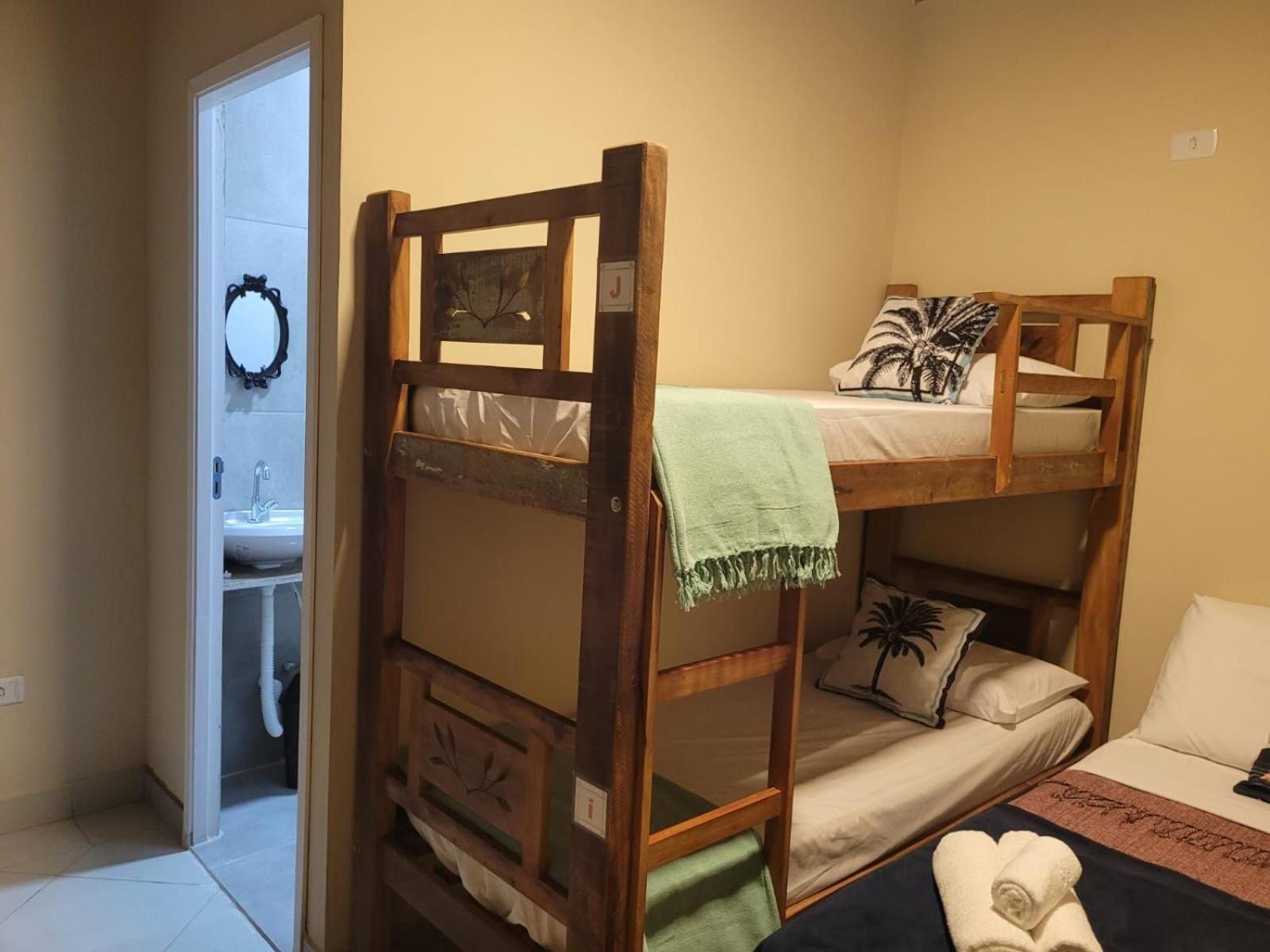 Quadruple Room - Photo 7