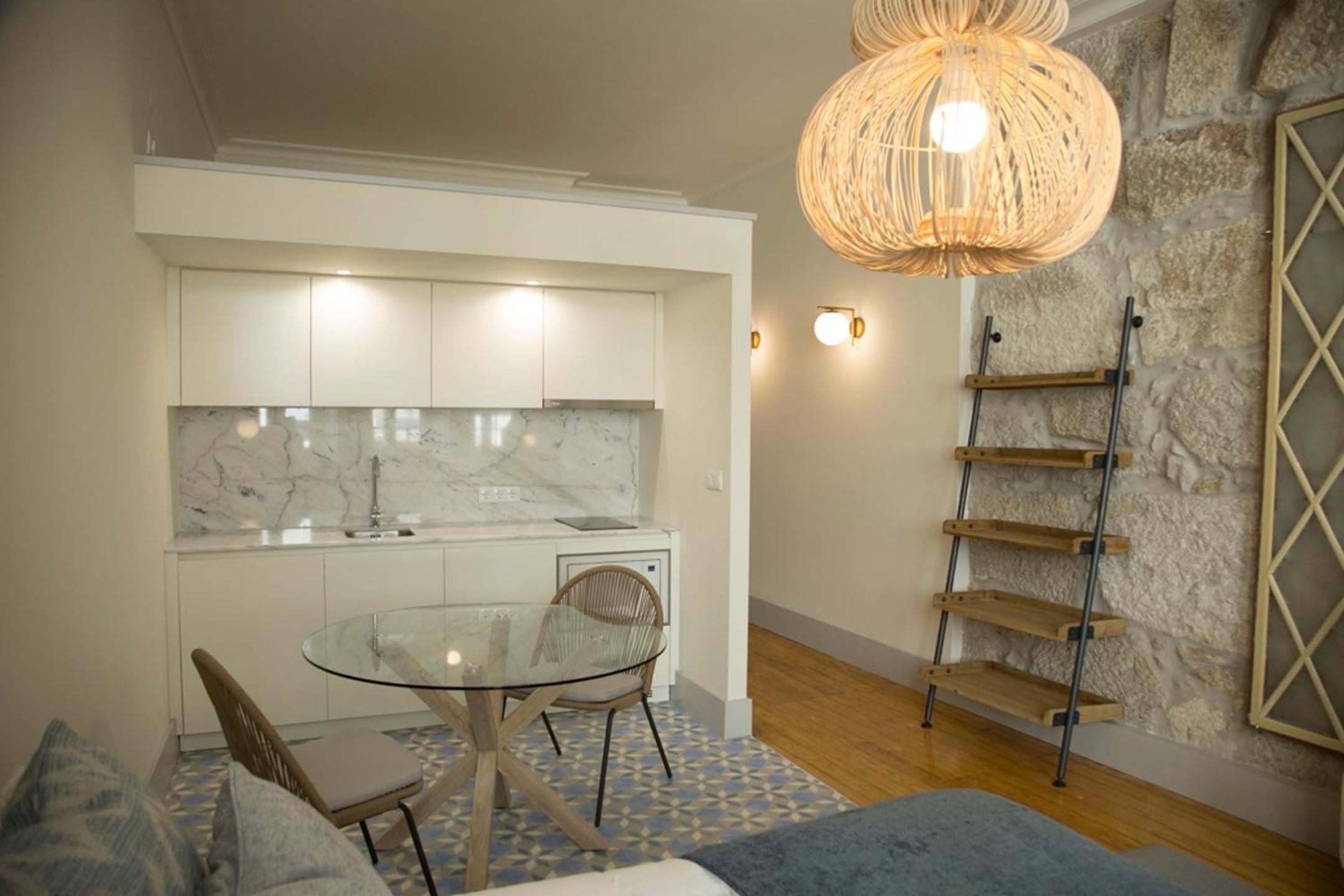 Studio Apartment - Photo 5