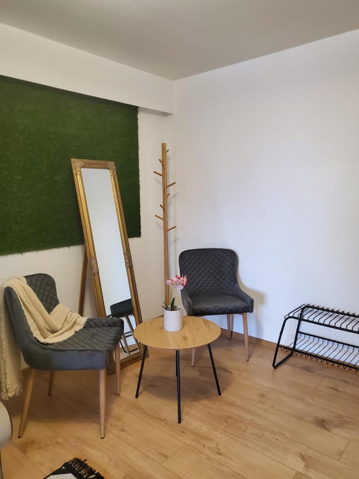 Studio with Garden View - Photo 5