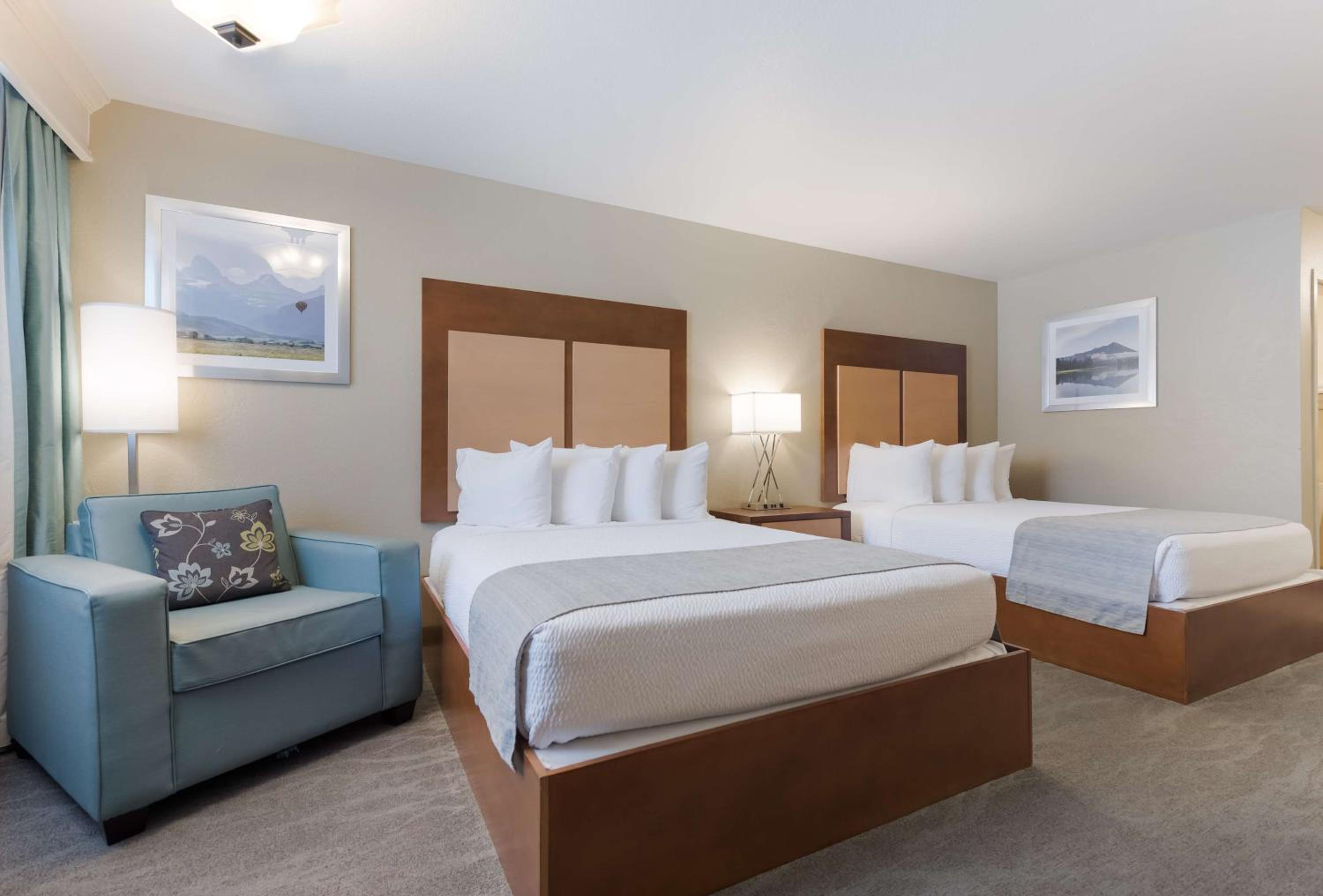 Poolside Queen Room with Two Queen Beds - Non-Smoking