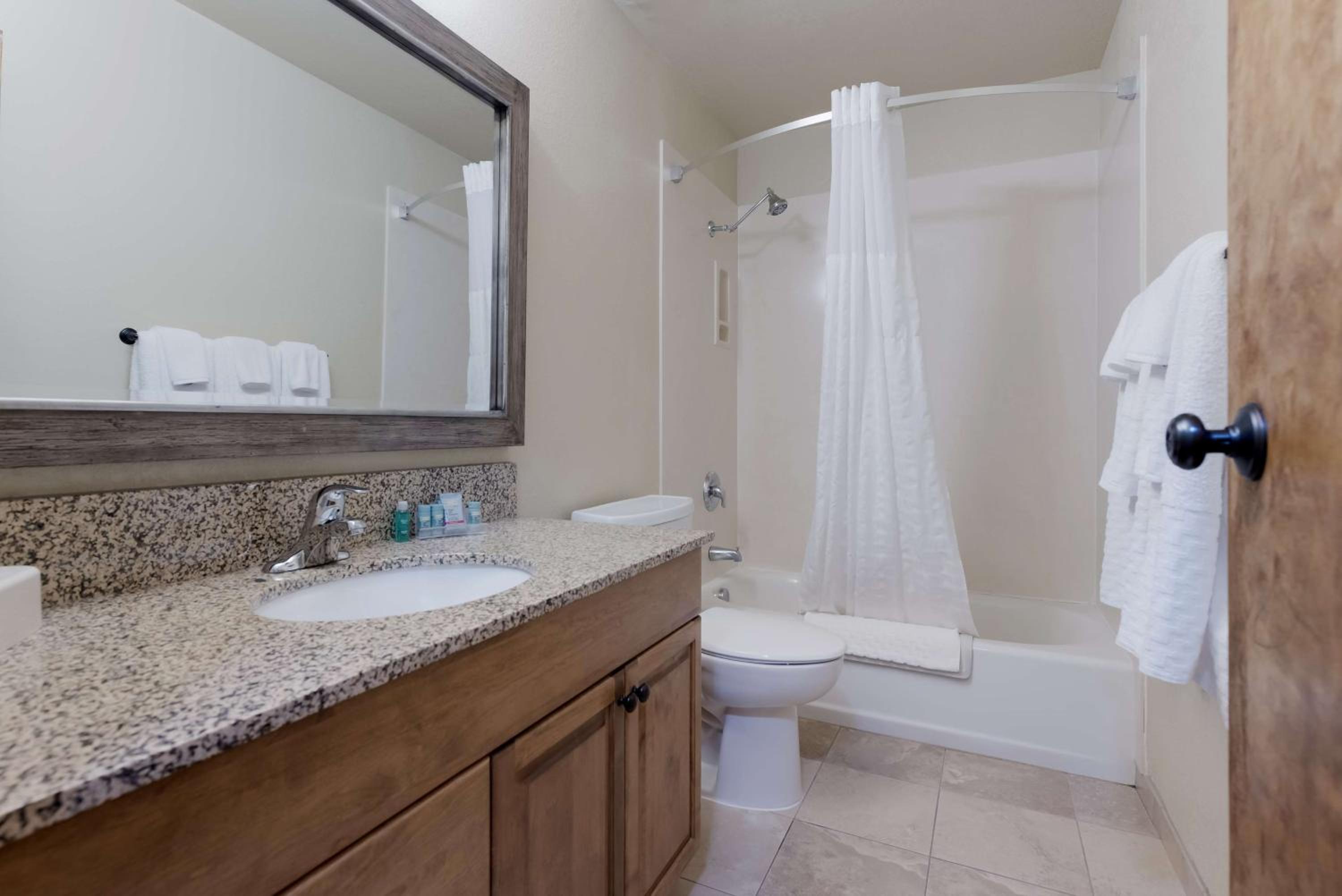 Double Suite with Two Double Beds with Sofa Bed photo 2