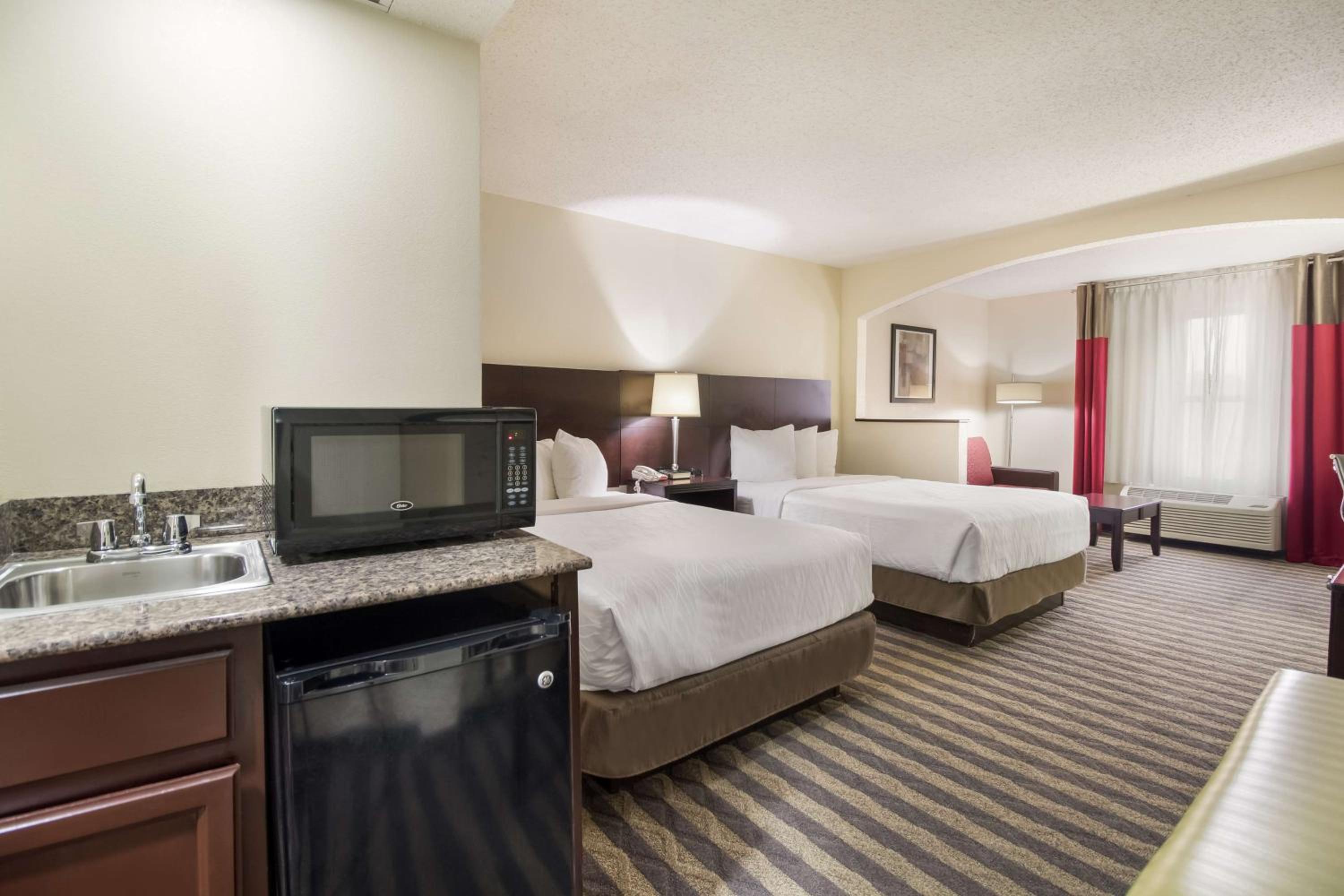 Double Room with Two Double Beds - Photo 4