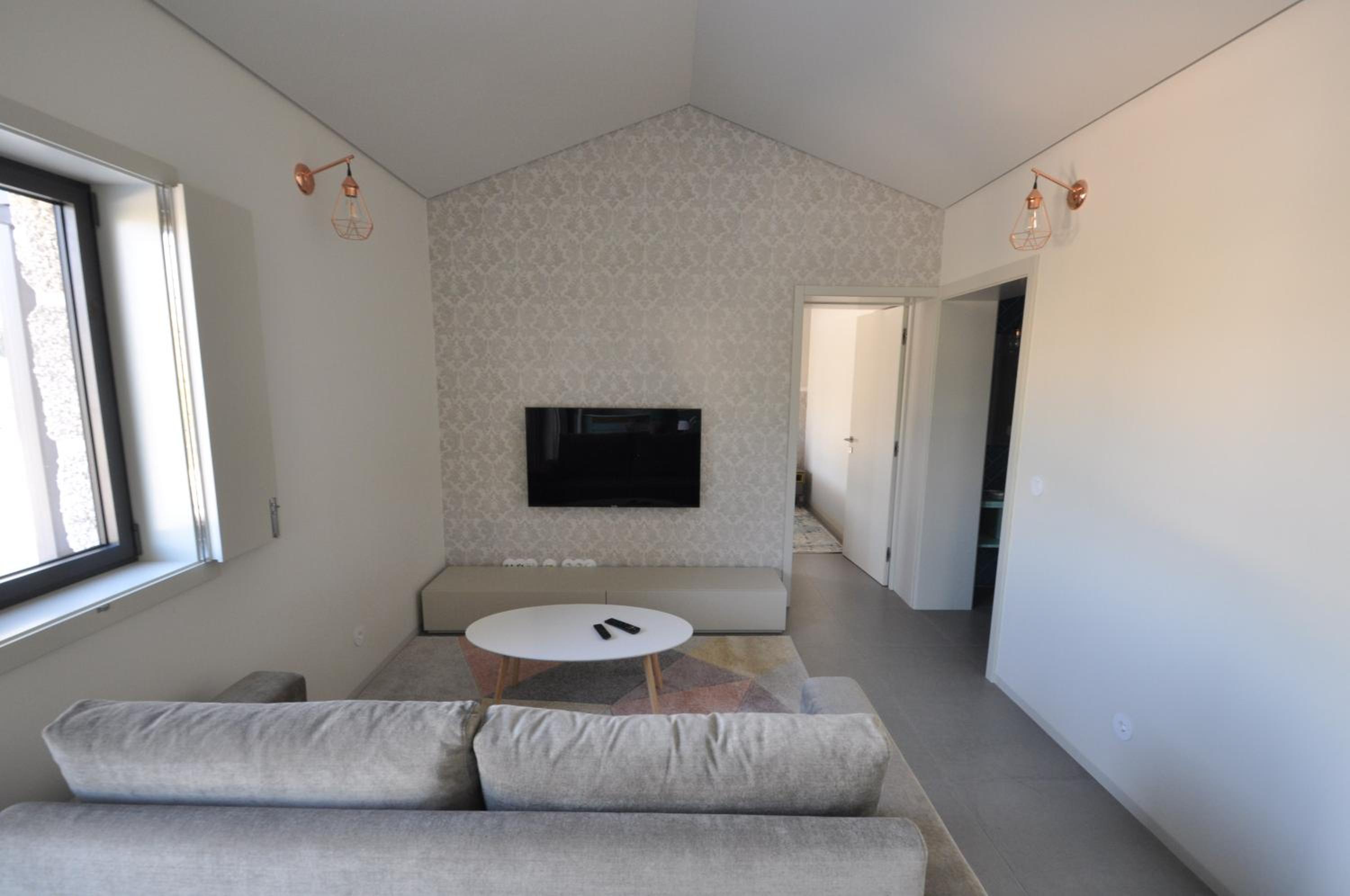 One-Bedroom House photo 1