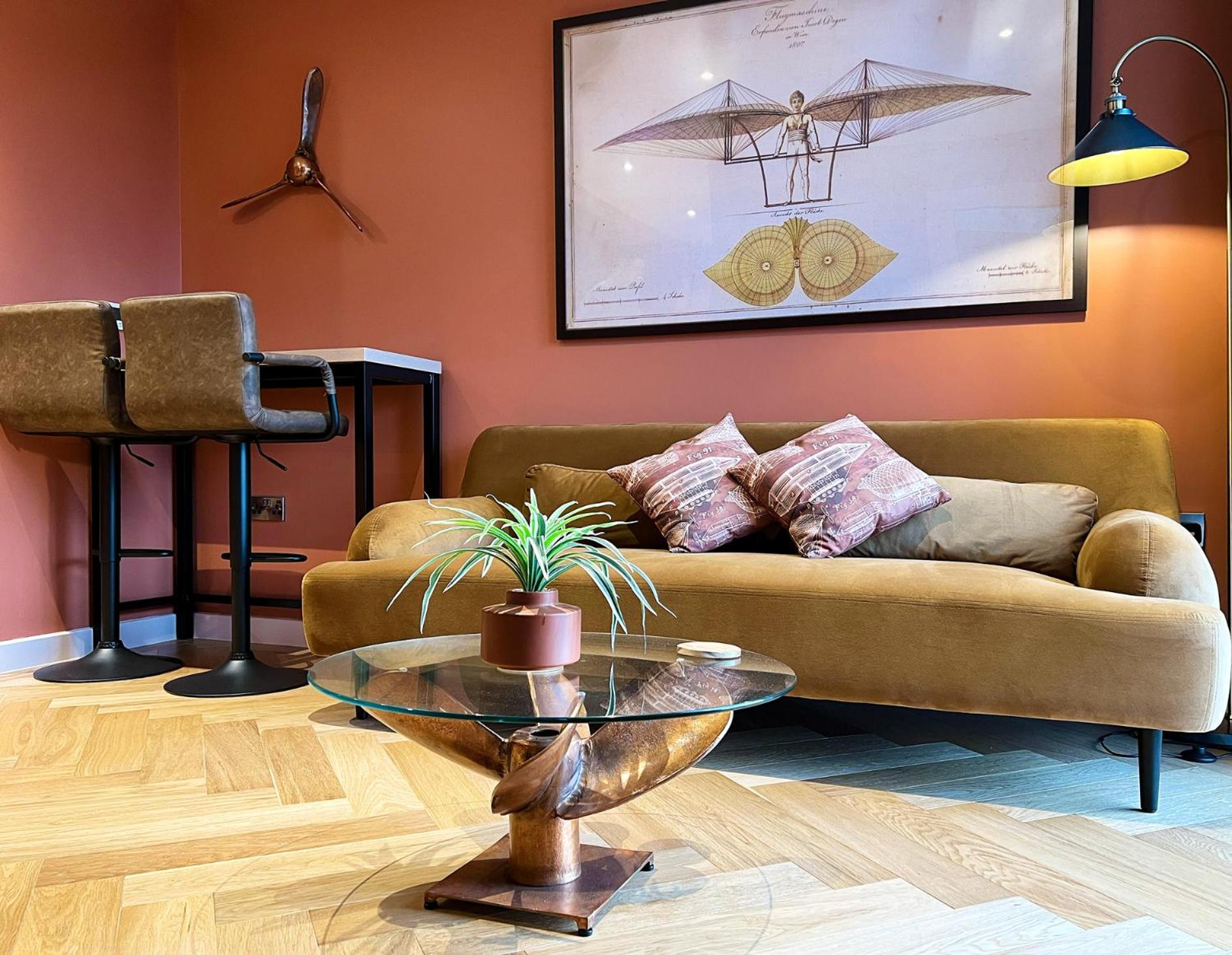 One-Bedroom Apartment