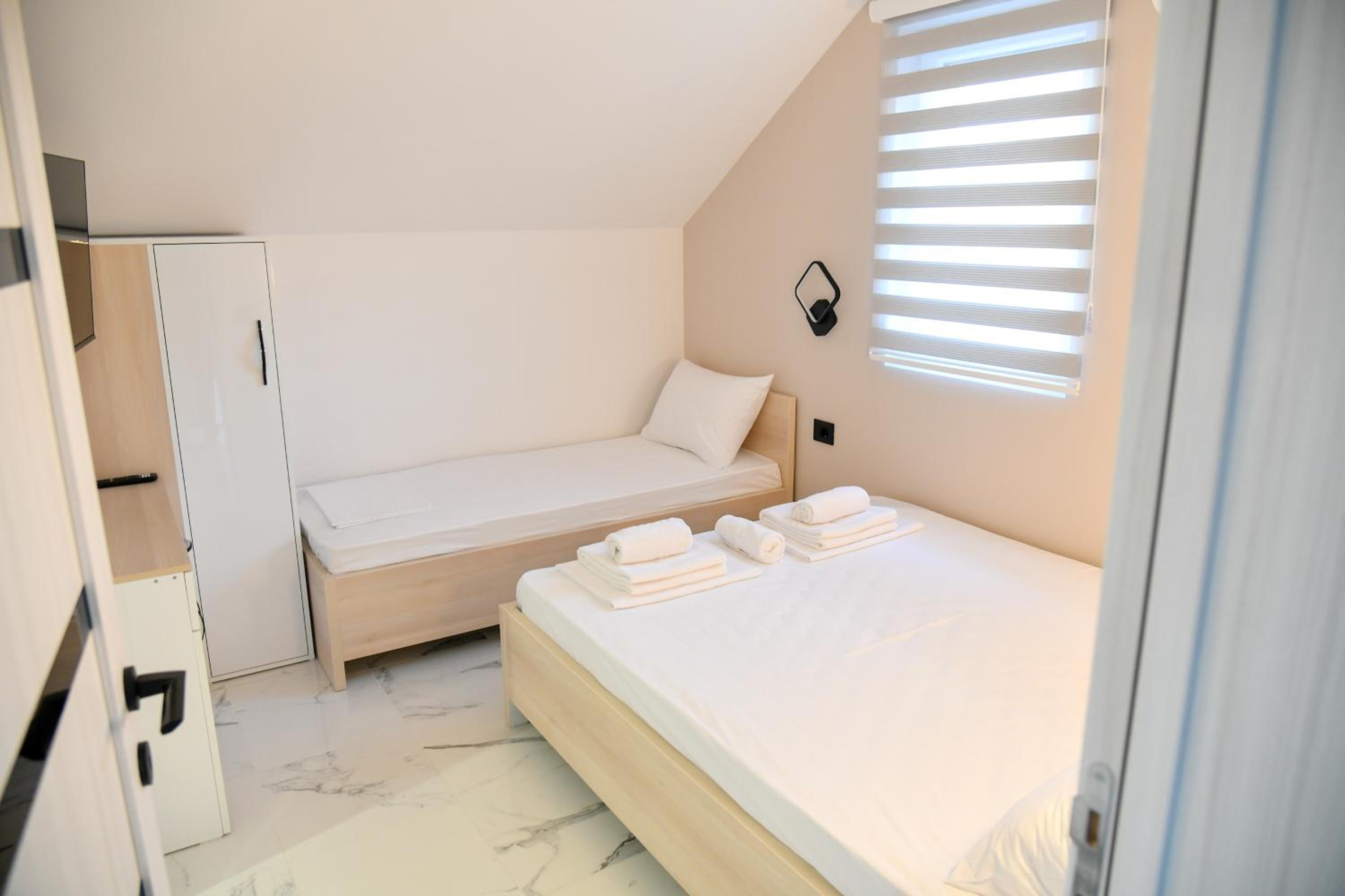 Triple Room photo 3
