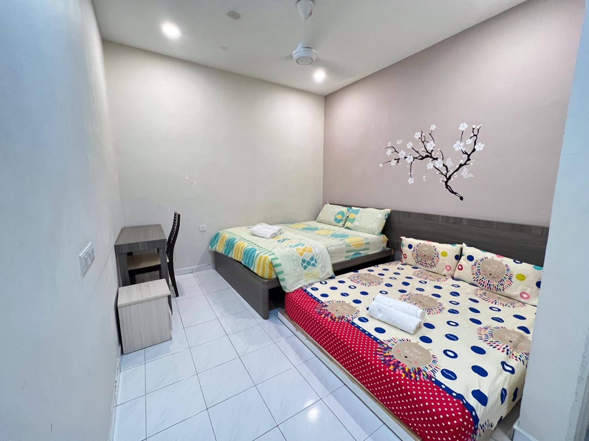 Four-Bedroom House photo 3