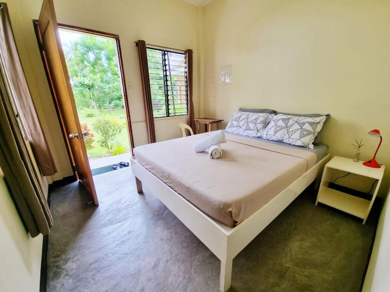Standard Double Room - Photo 2