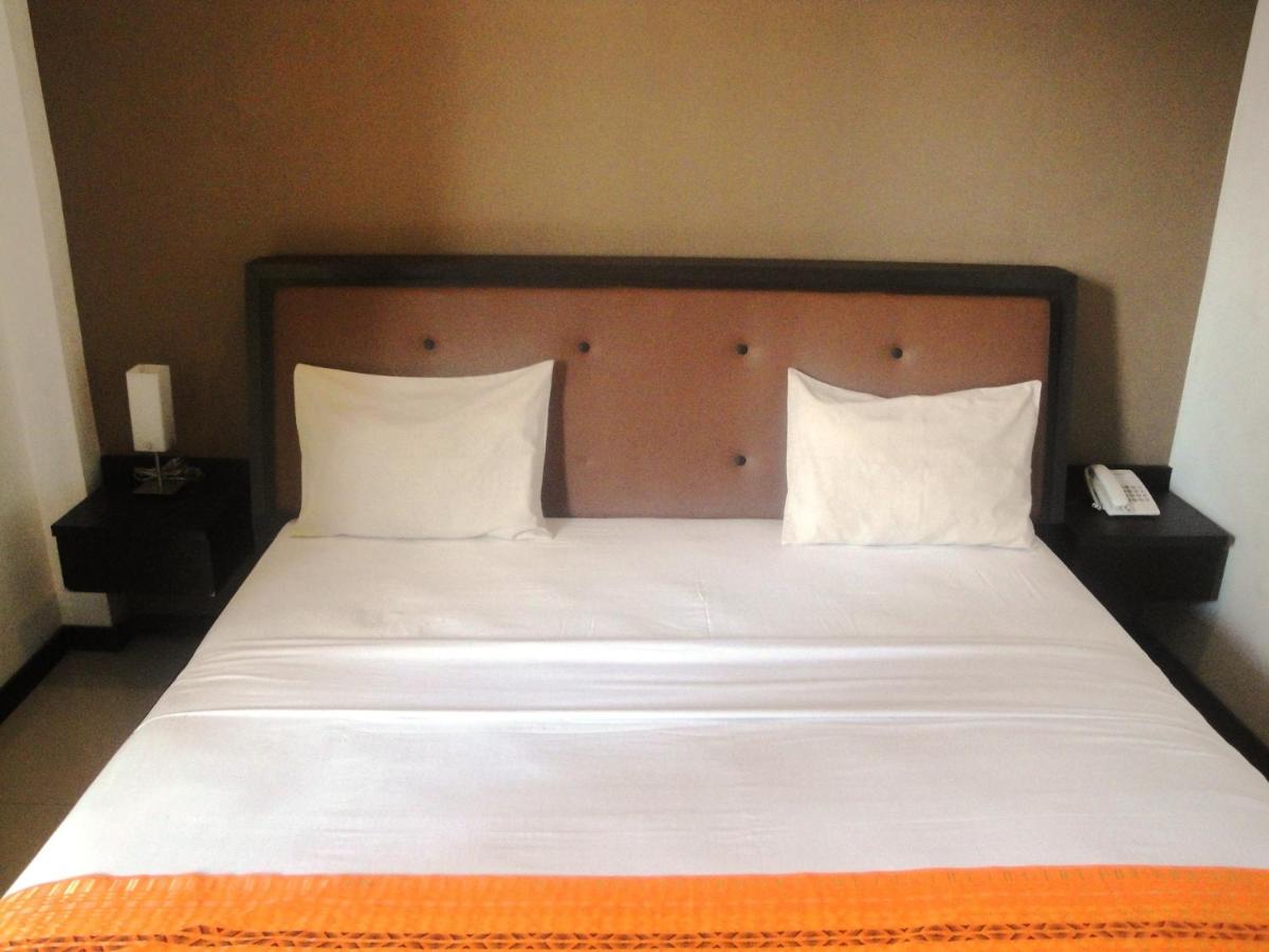 Deluxe Double or Twin Room photo 2