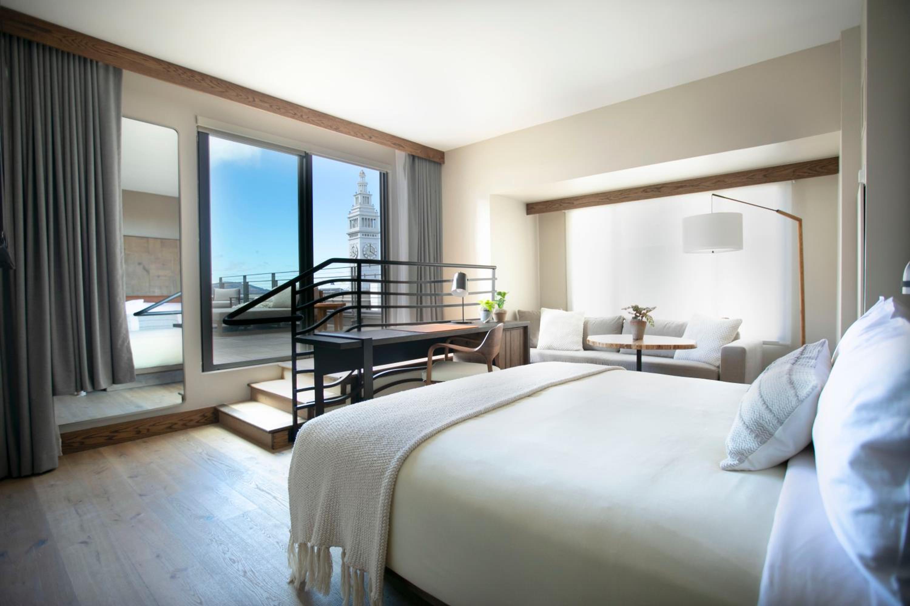 Terrace Studio Suite - Photo 1