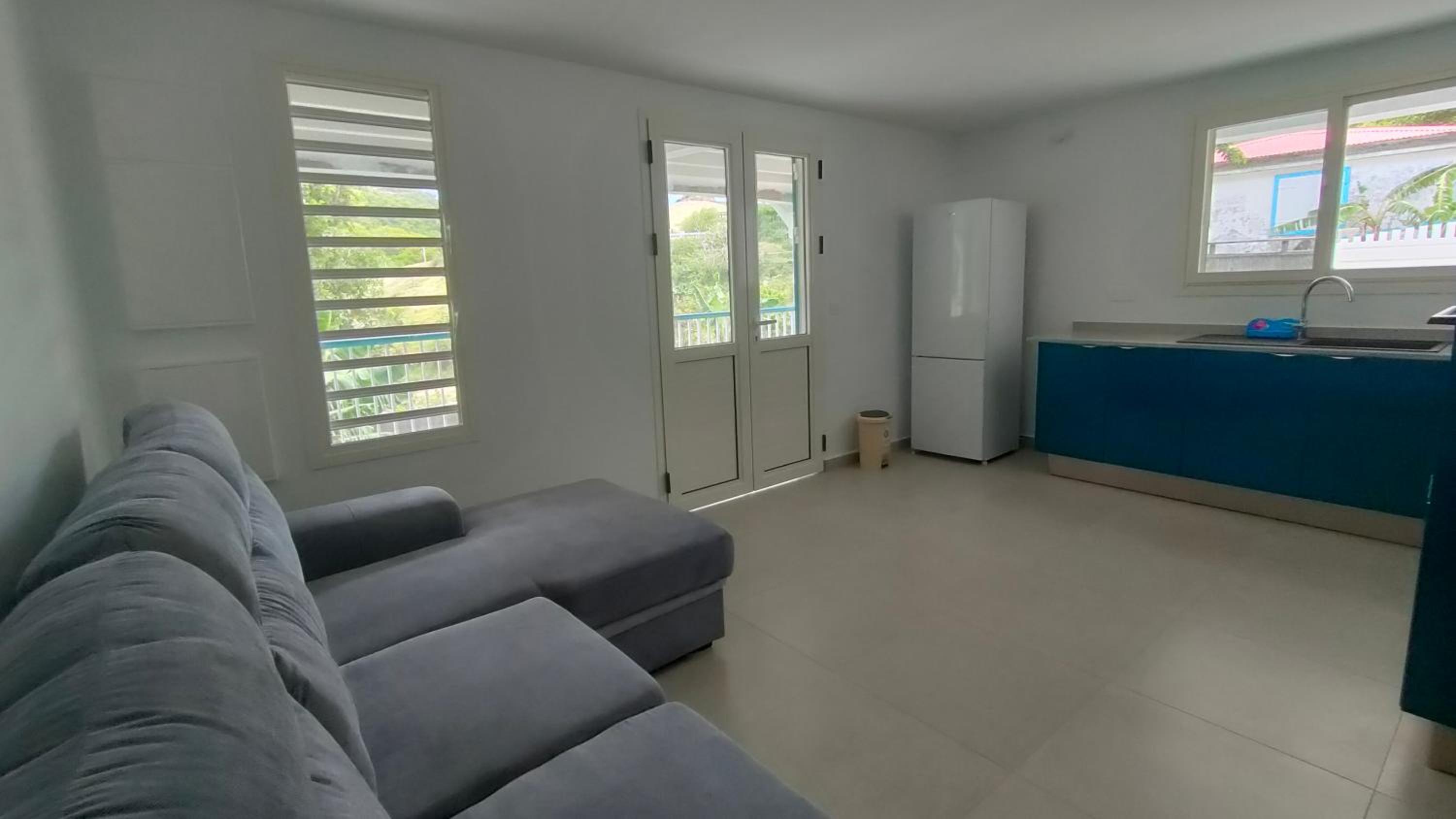 One-Bedroom Apartment - Photo 10