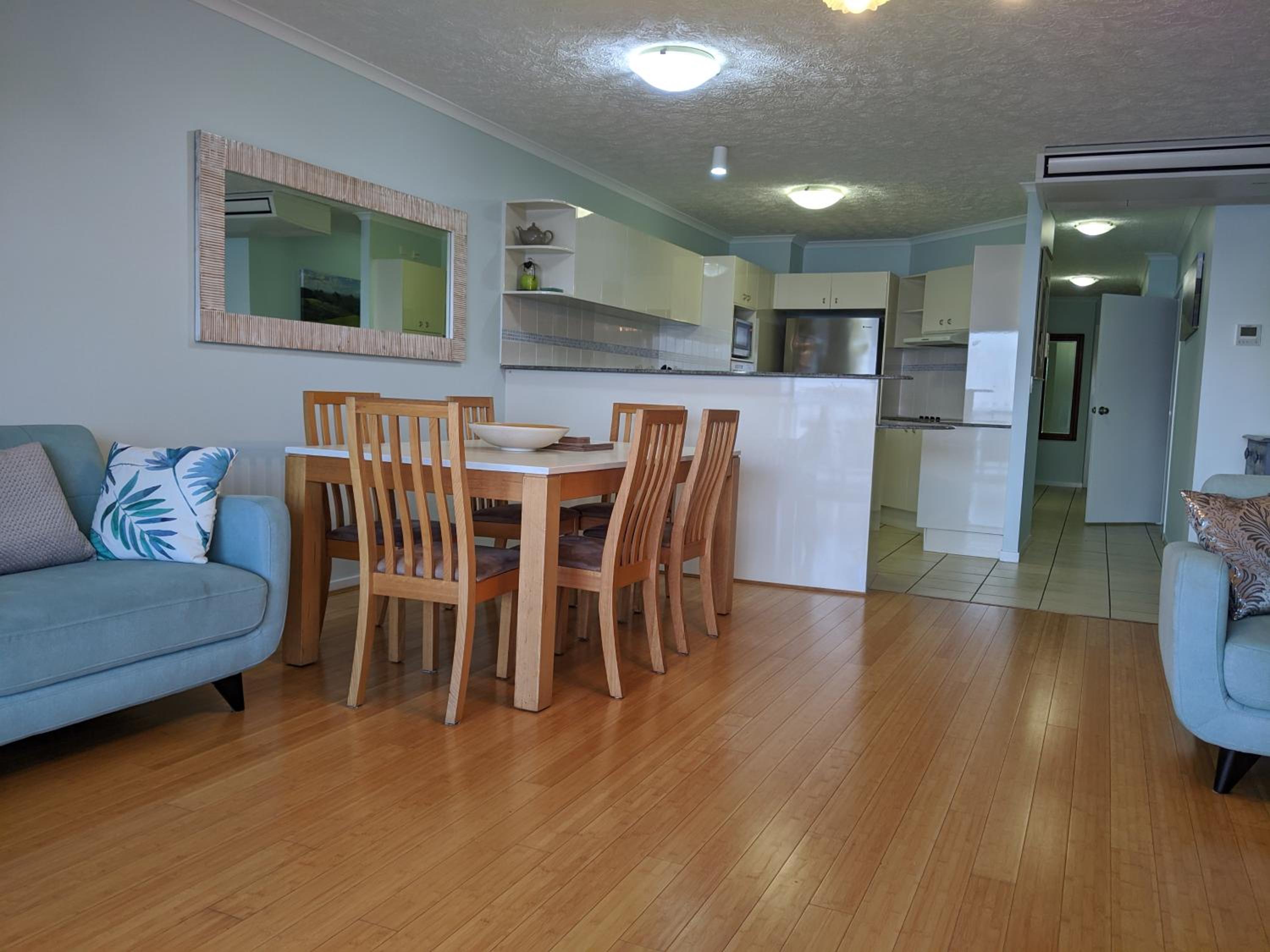 Three-Bedroom Apartment with Sea View photo 2