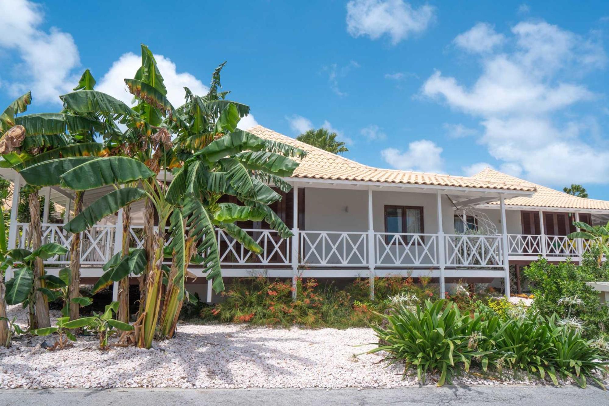 Two-Bedroom Villa with Garden View - Photo 7