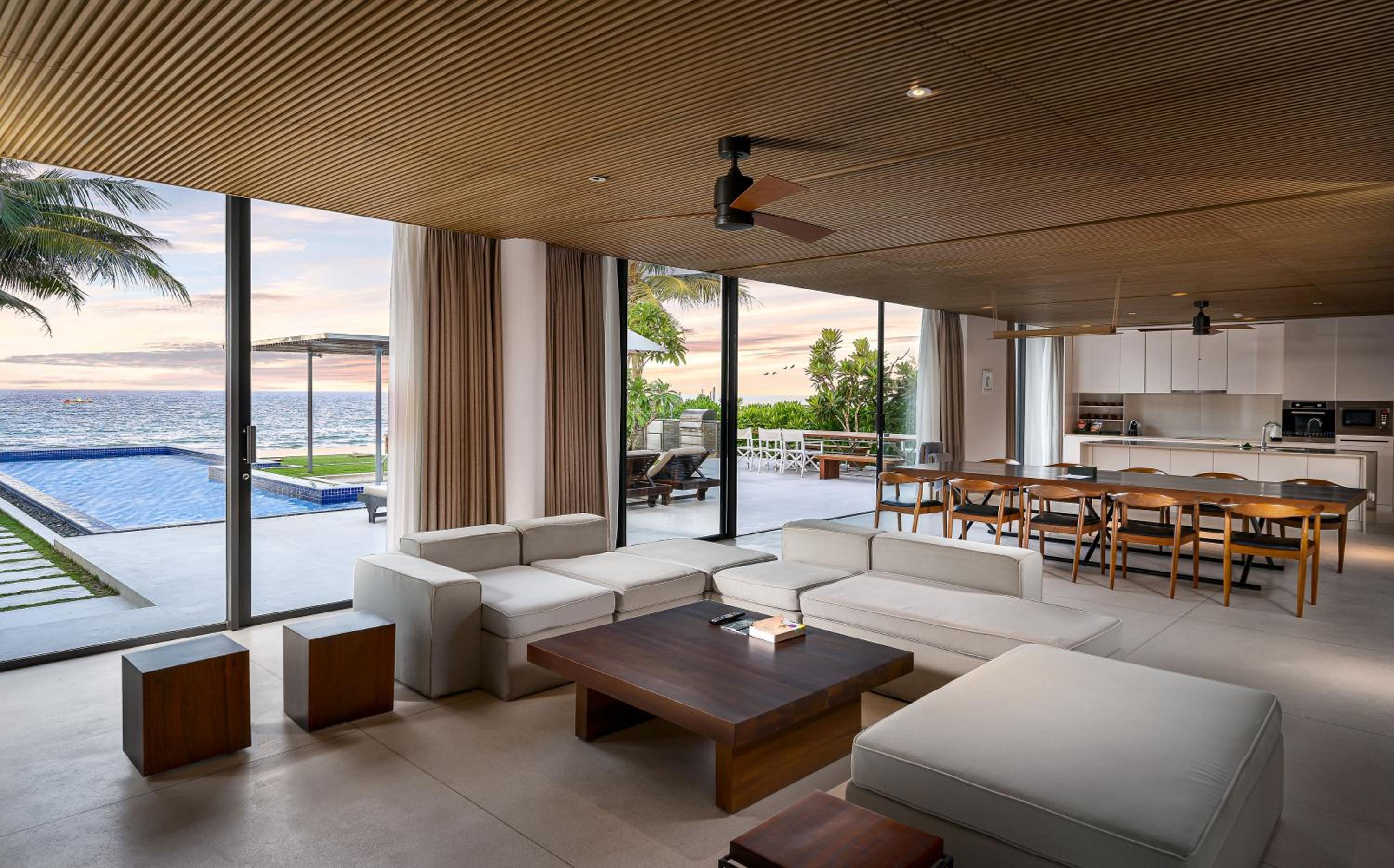 Three-Bedroom Beachfront Villa with Private Pool and Bathtub