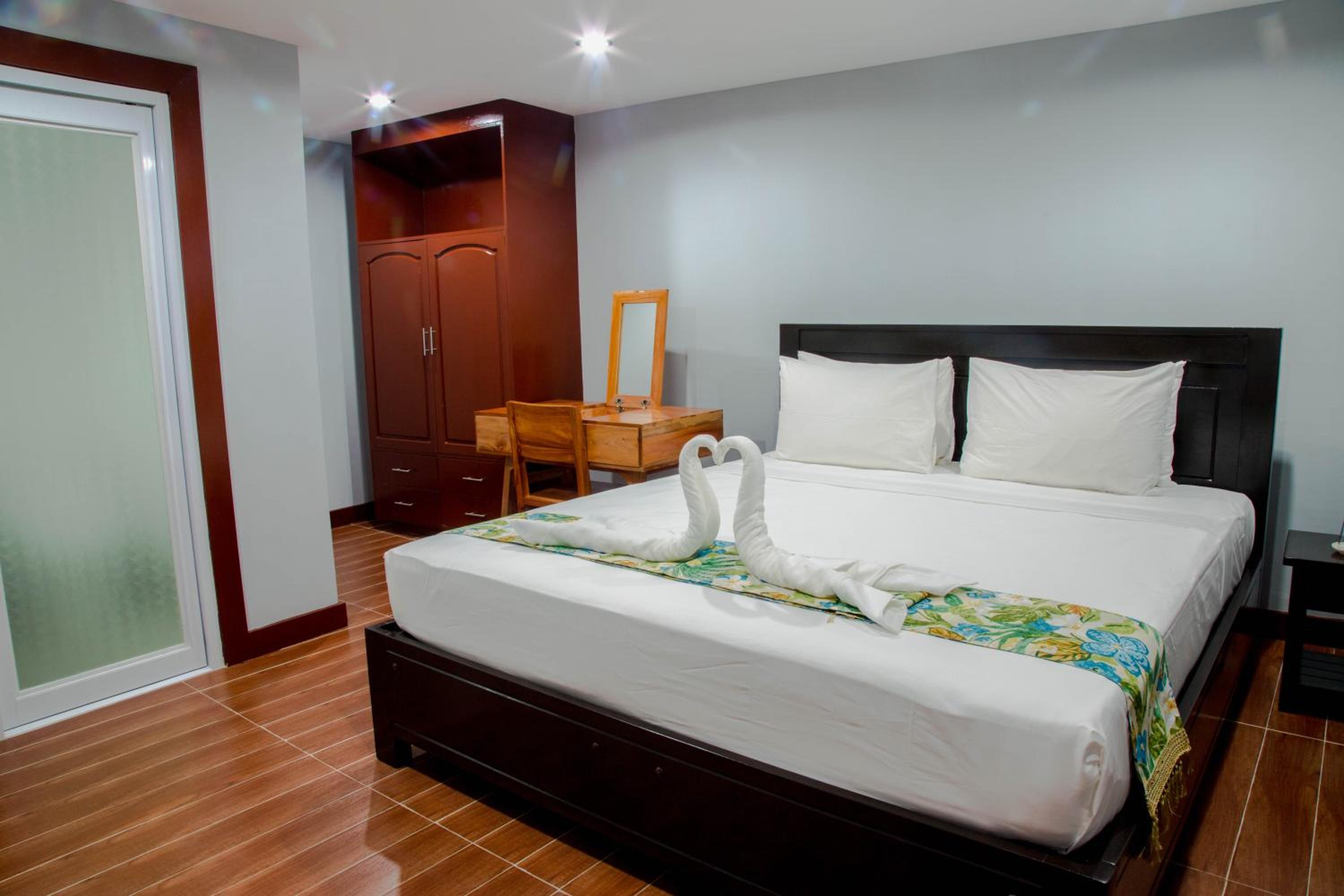 Superior King Room photo 2