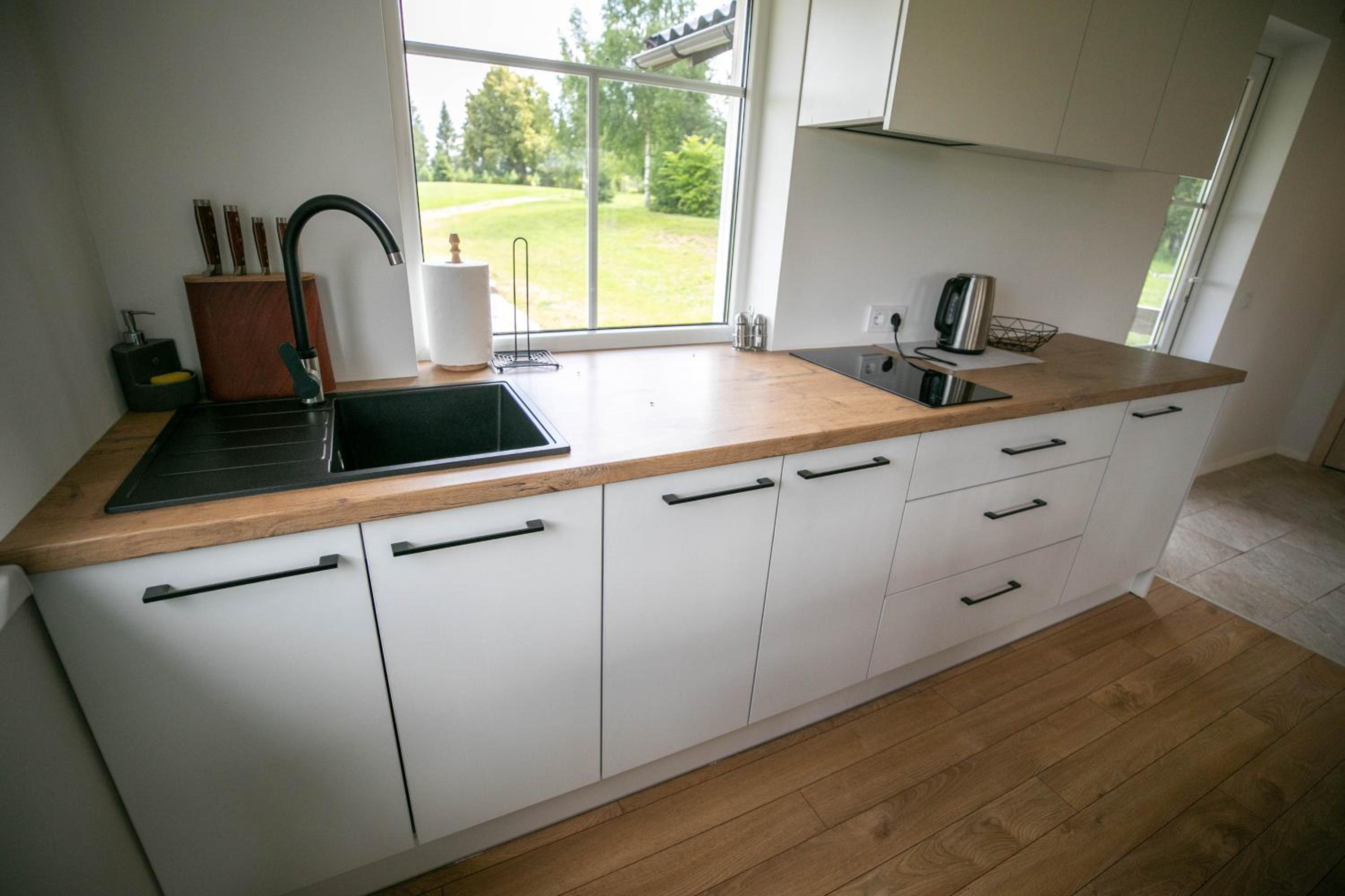 Two-Bedroom Apartment - Photo 2