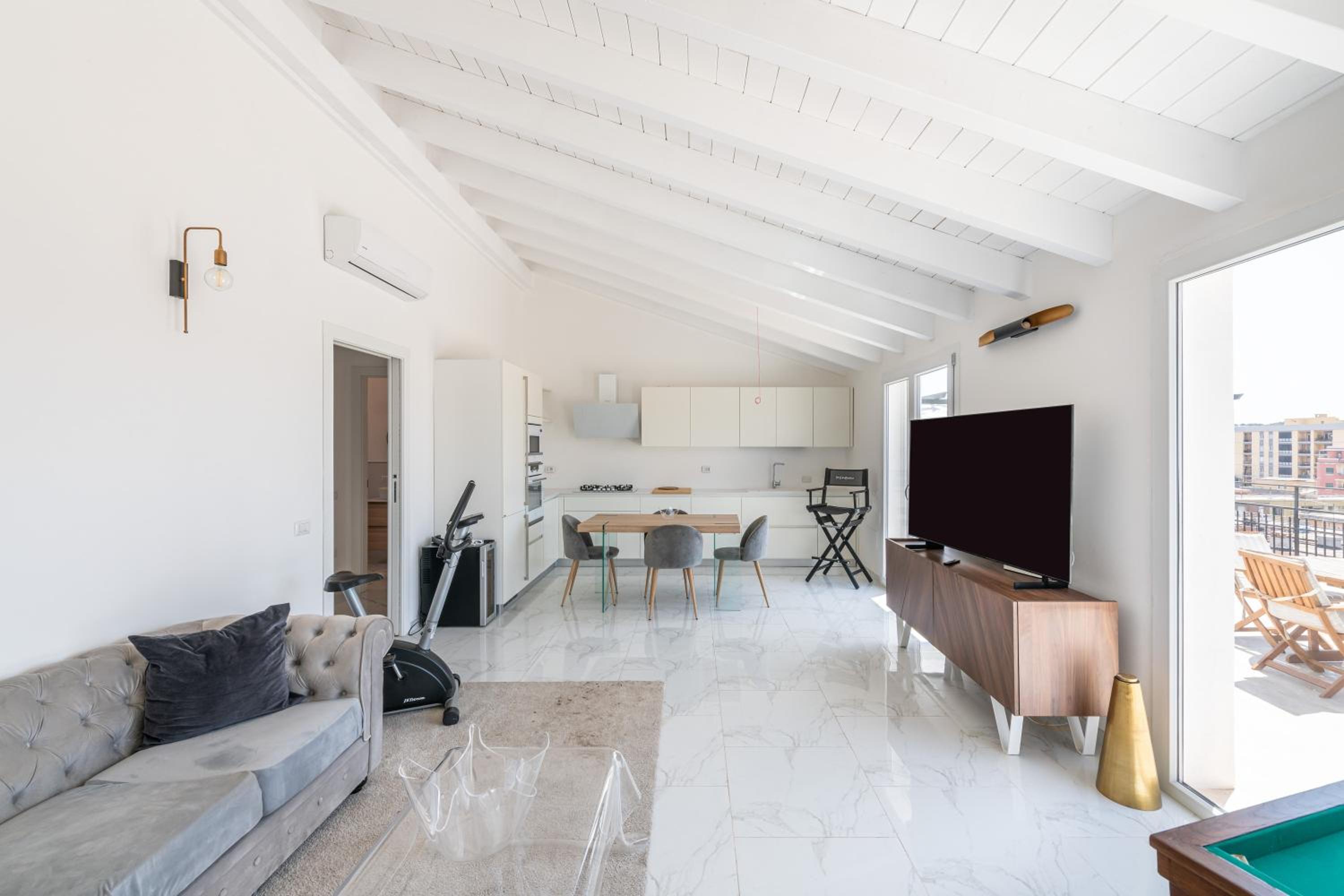 Superior Apartment with City View