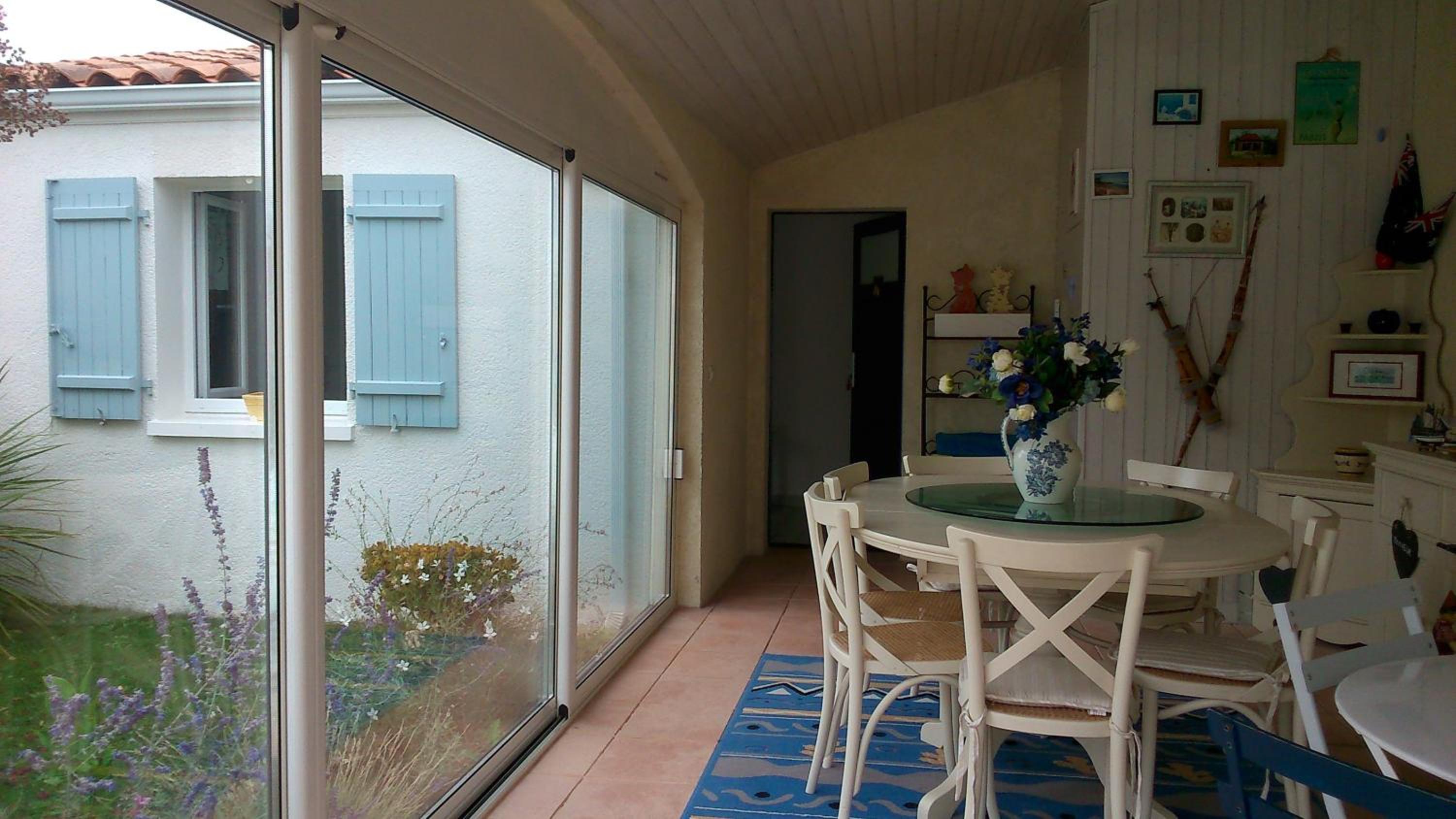 Double Room with Pool View photo 1