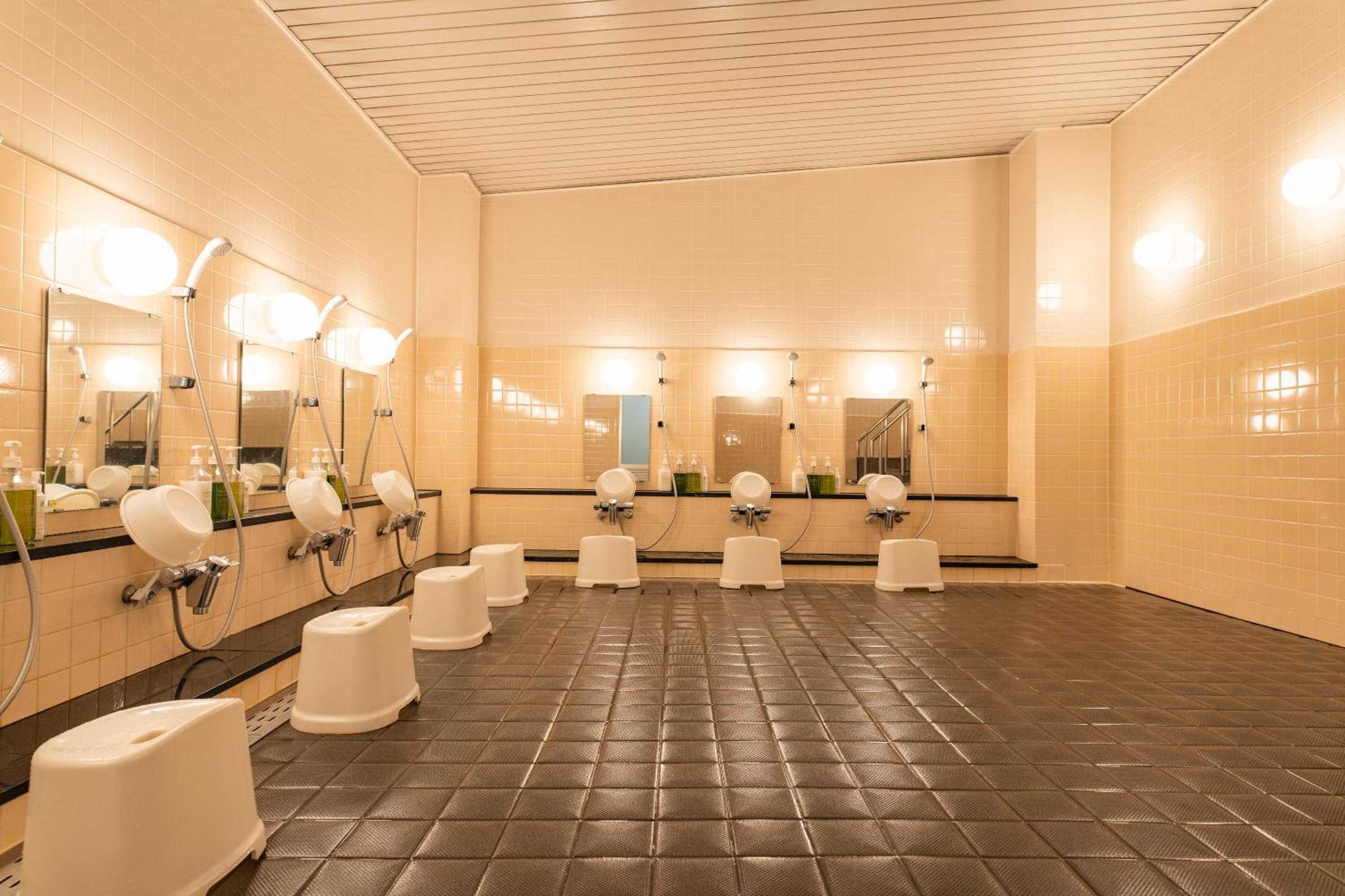 Business Class Cabin - Male Only