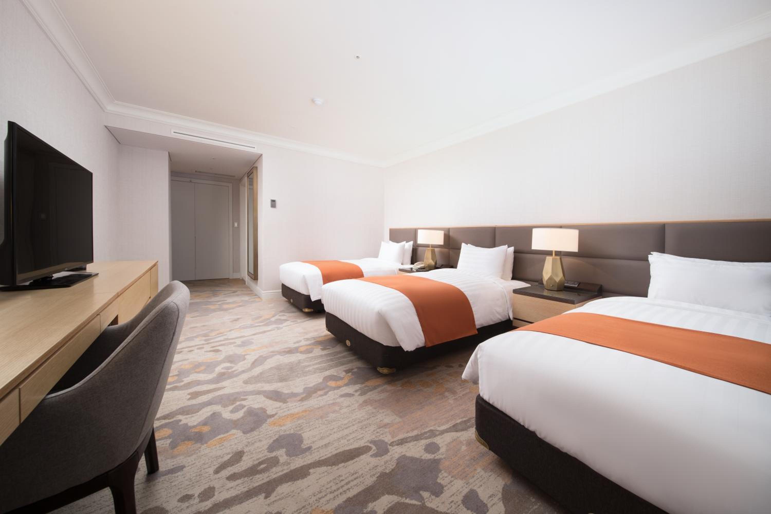 Standard Triple Room - Photo 2