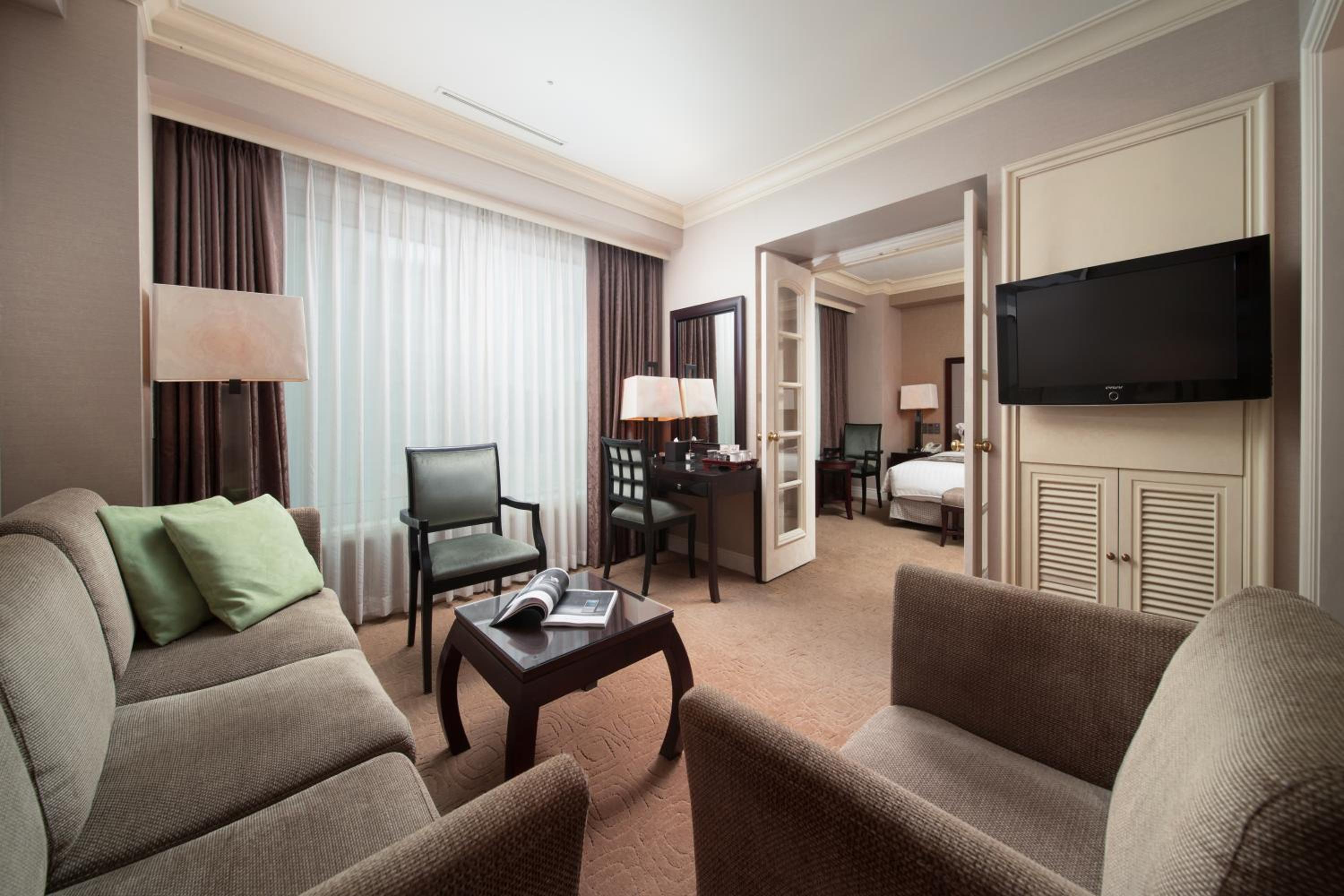 Plaza Suite Double - Photo 3