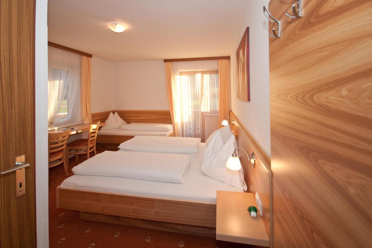 Triple Room photo 3