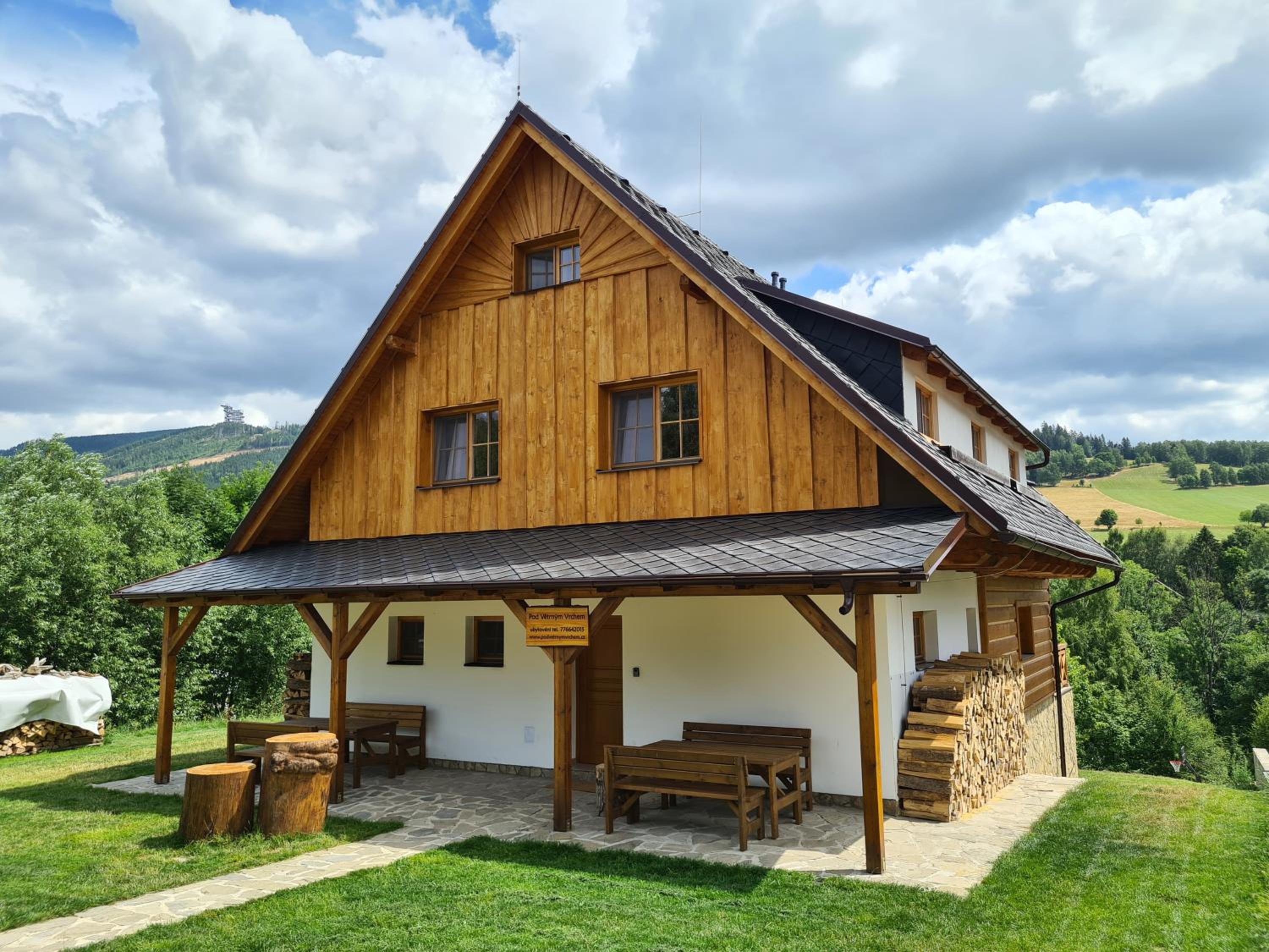 Chalet photo 1