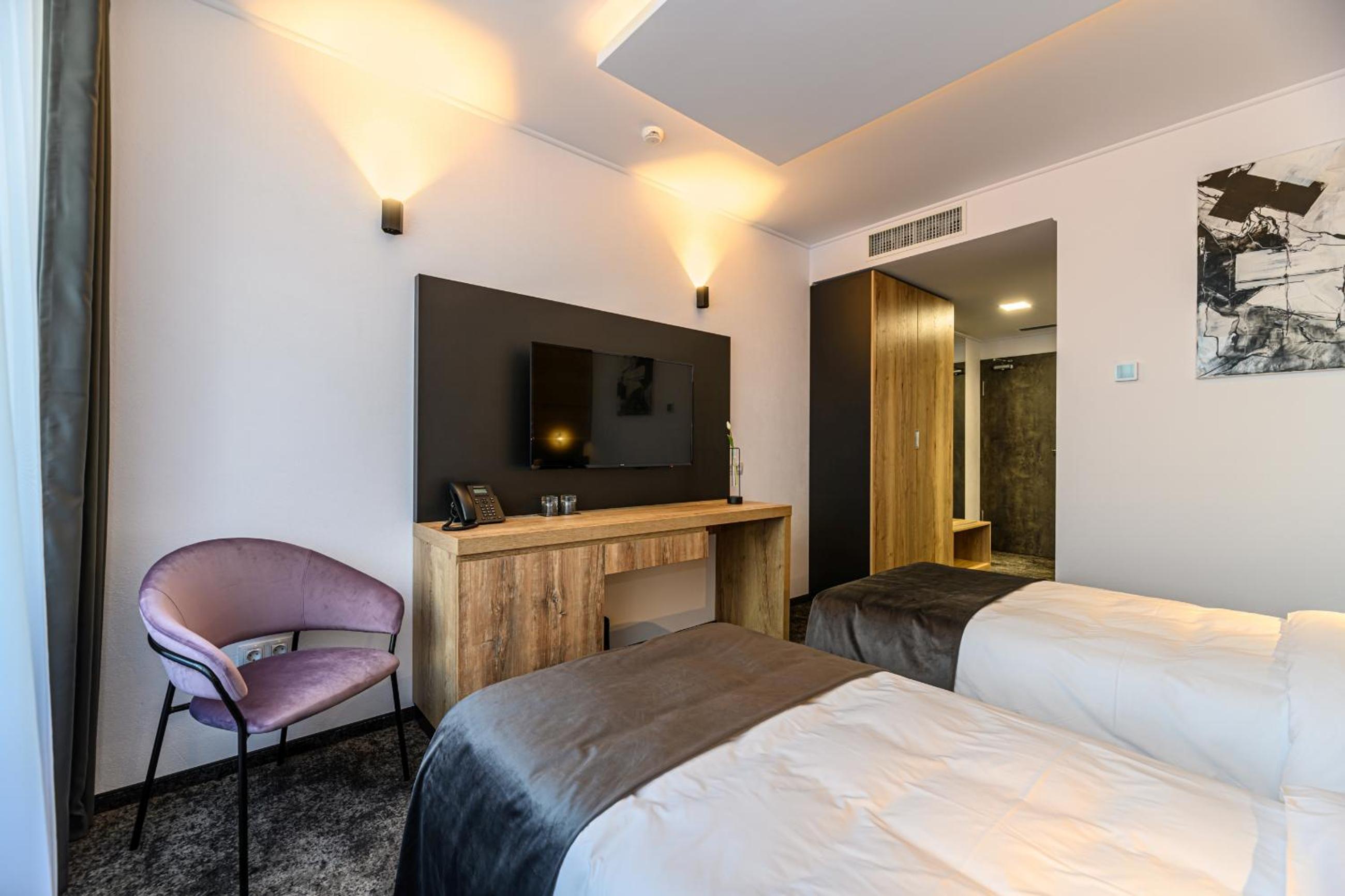 Business Standard Double Room - Photo 2