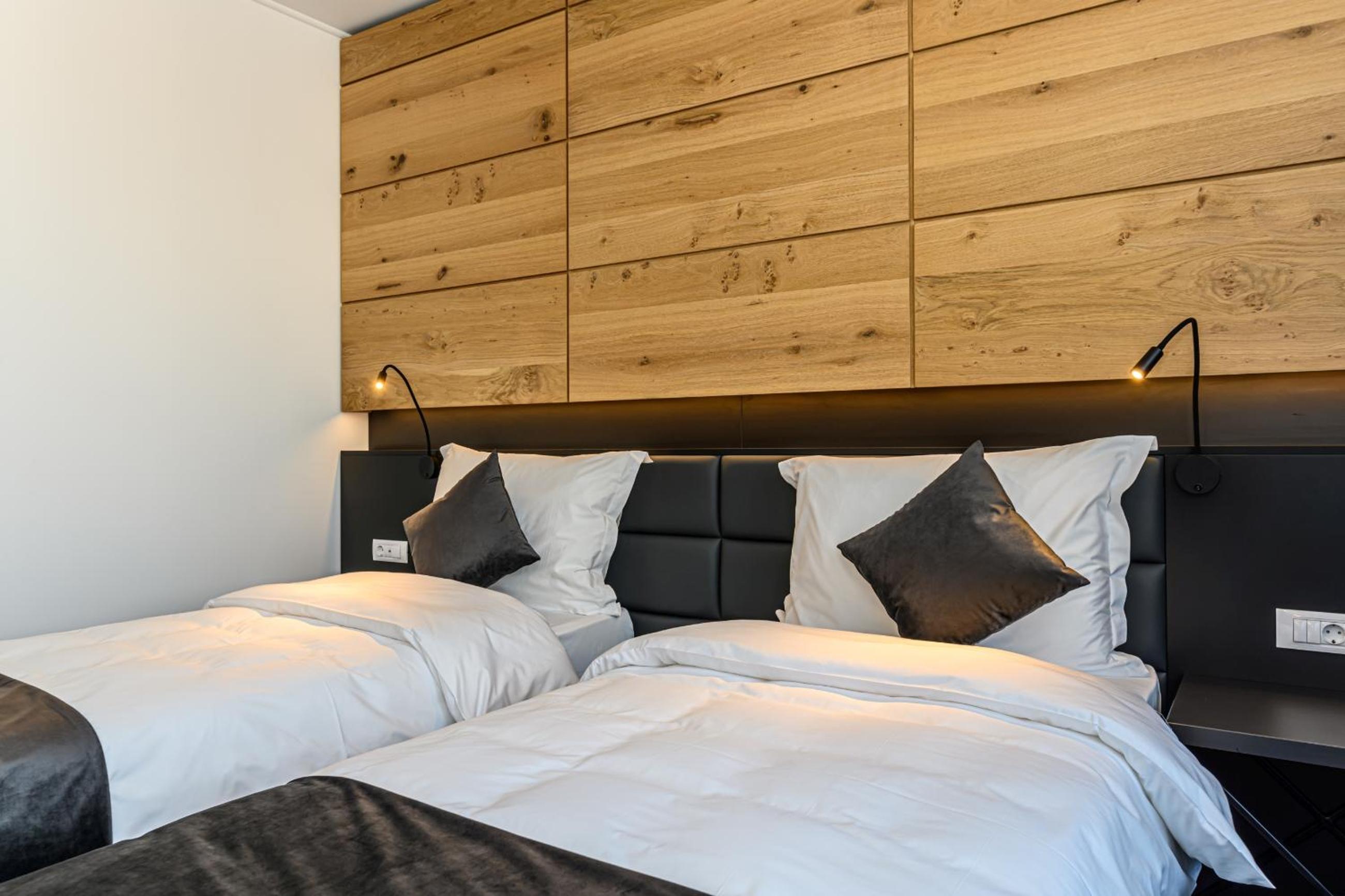 Business Executive Double or Twin Room - Photo 2