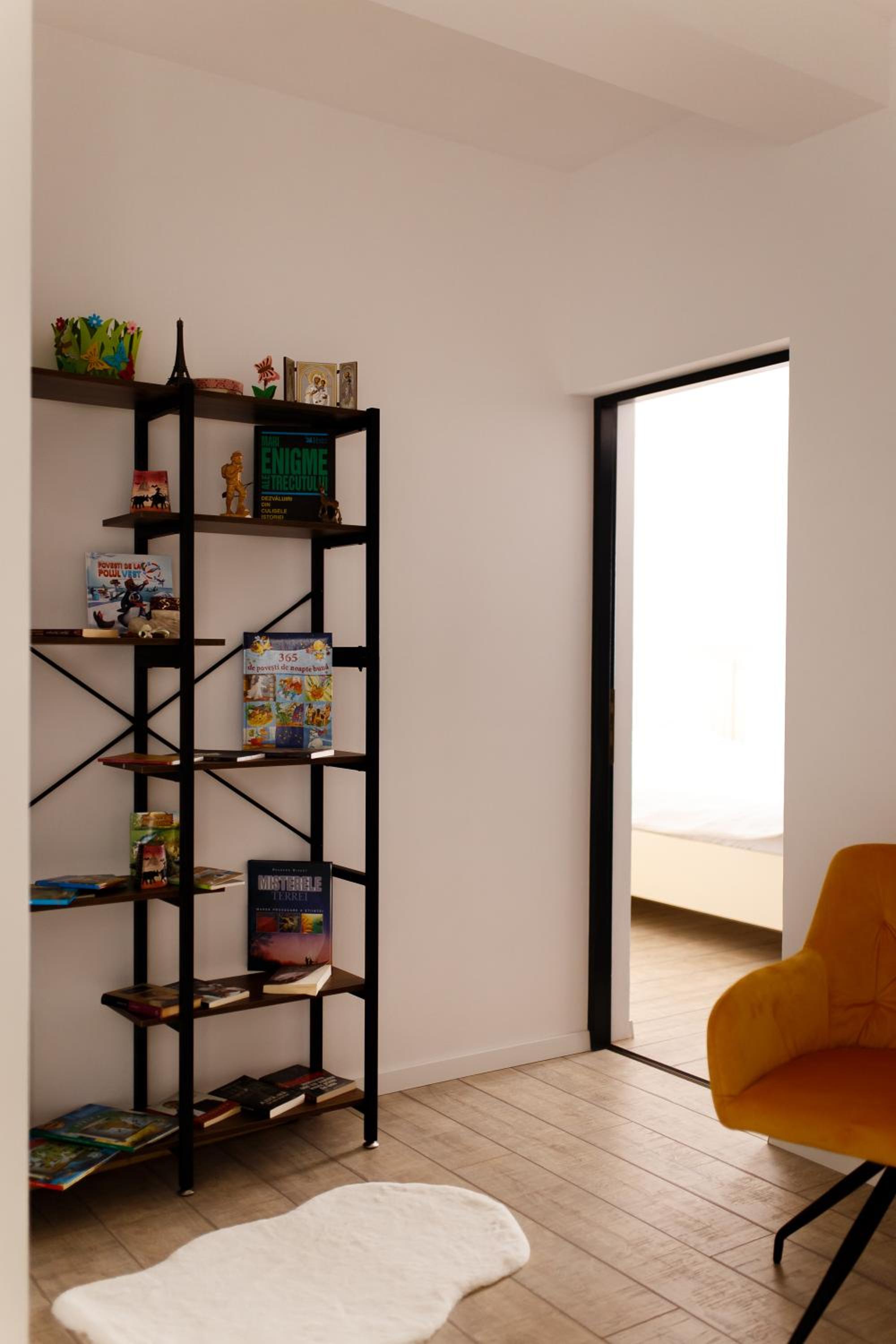 Villa - Photo 1