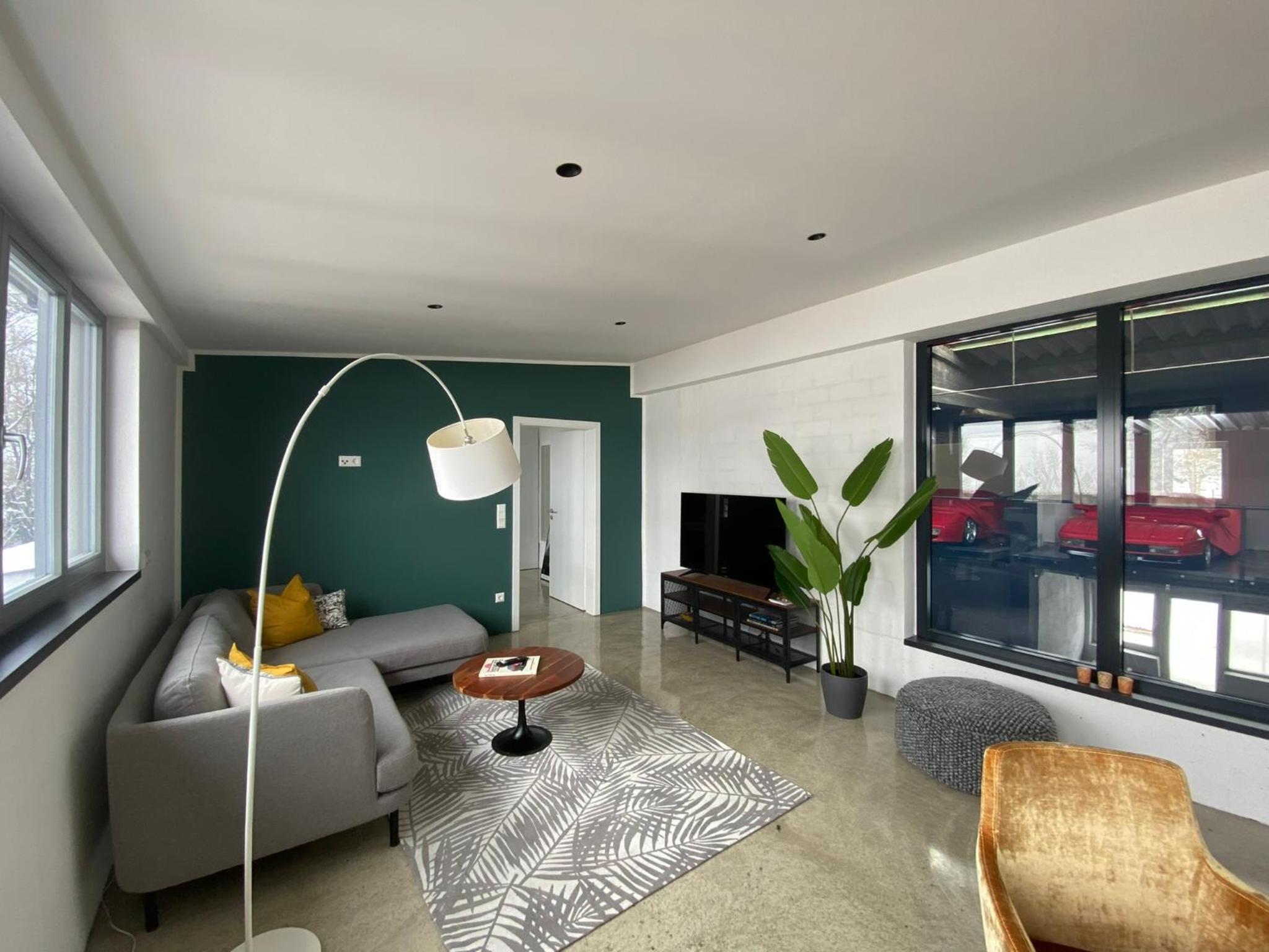 One-Bedroom Apartment photo 3