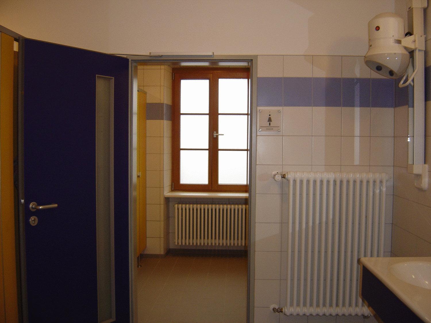 Bunk Bed in Female Dormitory Room   photo 2