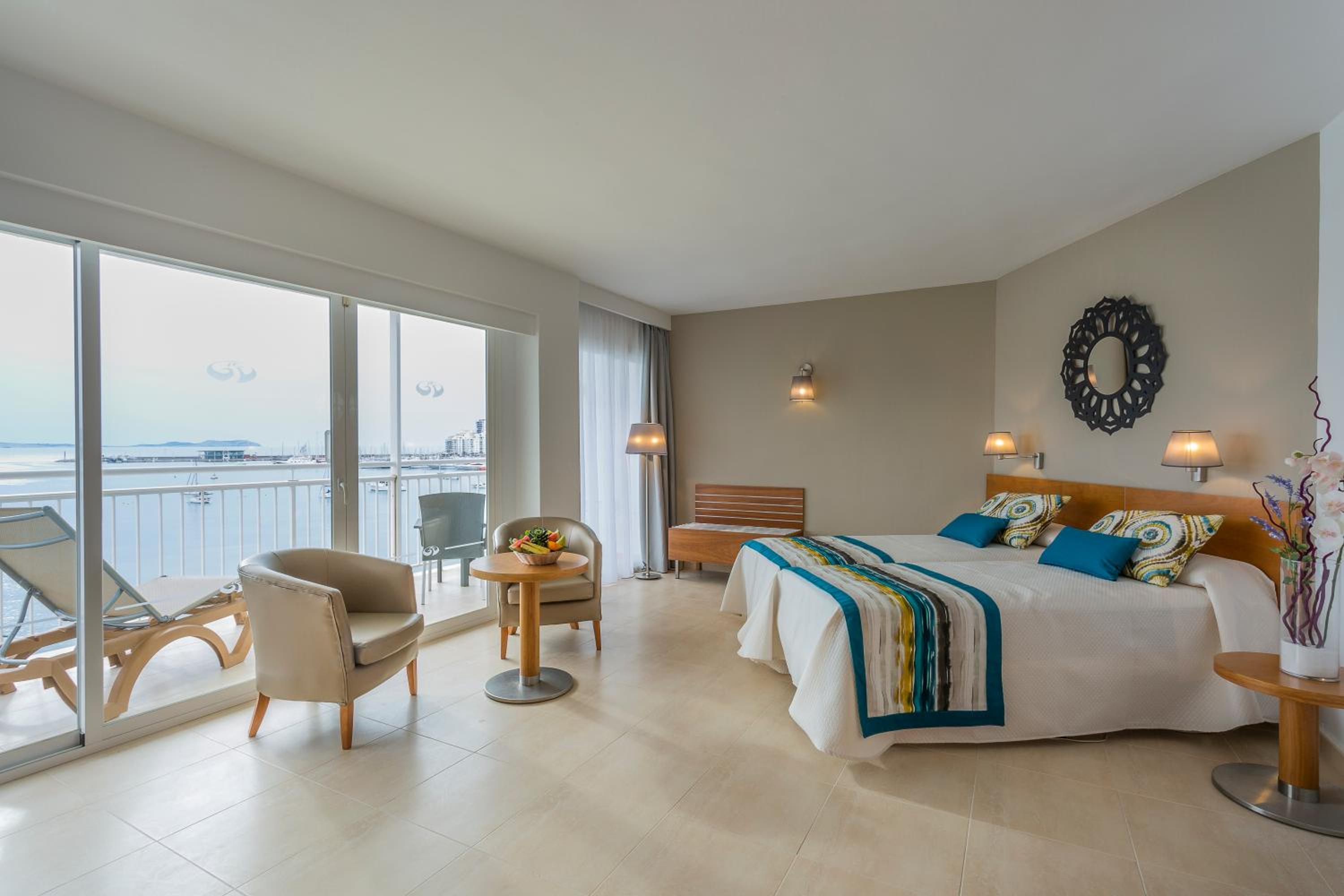 Junior Suite With Panoramic Sea View