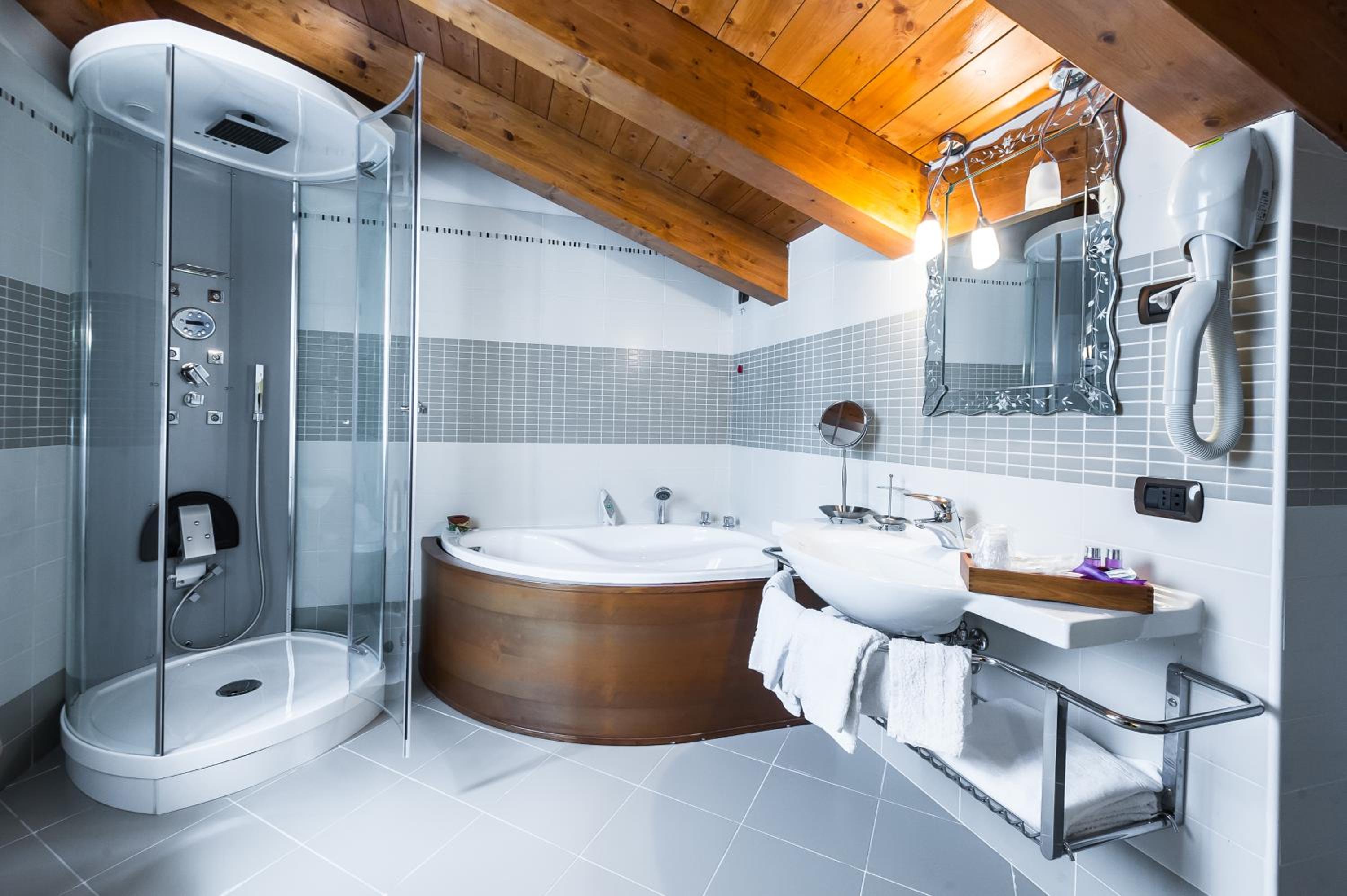 Suite photo 2
