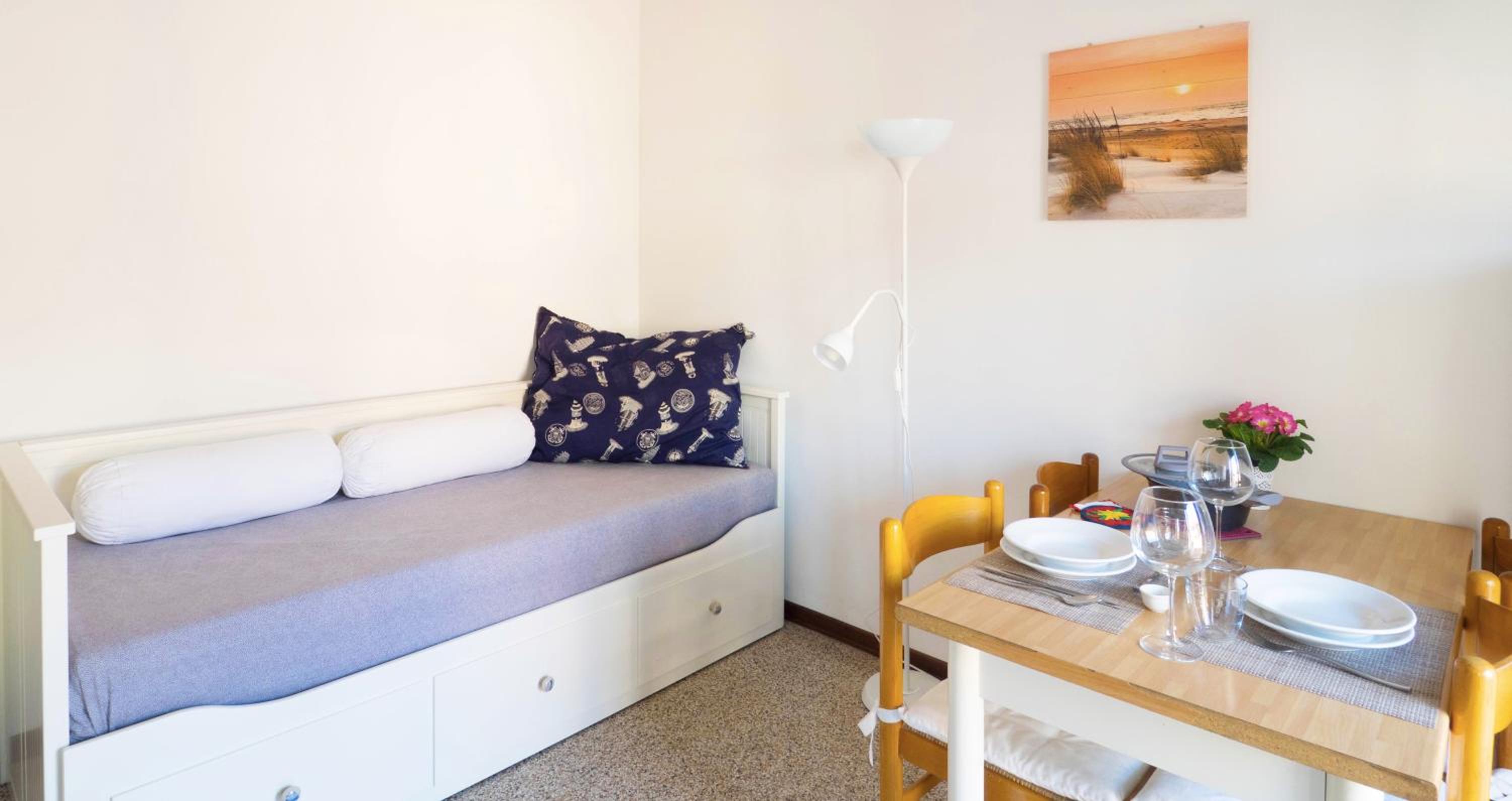 Deluxe Double Room with Balcony photo 2