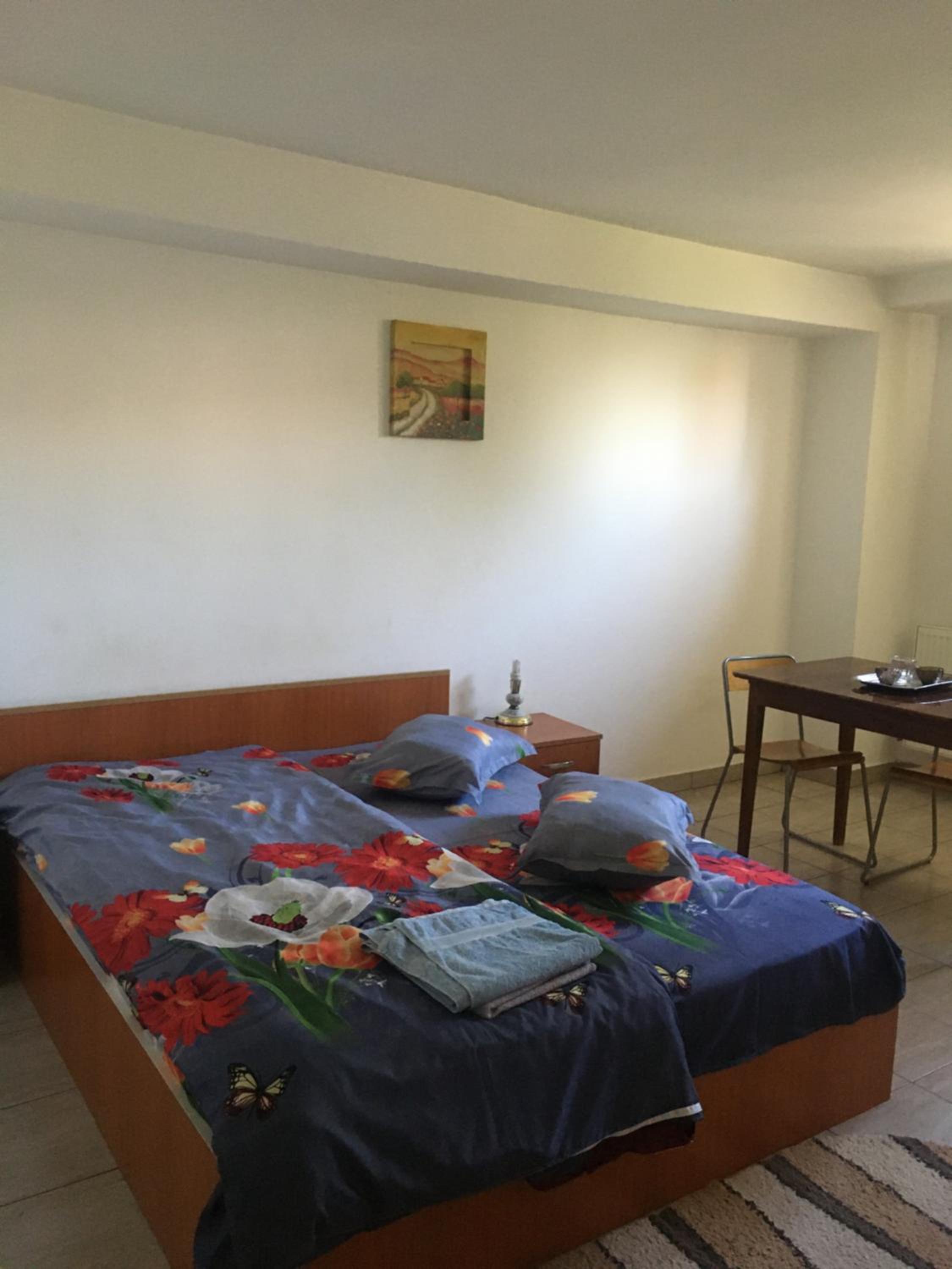 Double Room with Private Bathroom - Photo 7