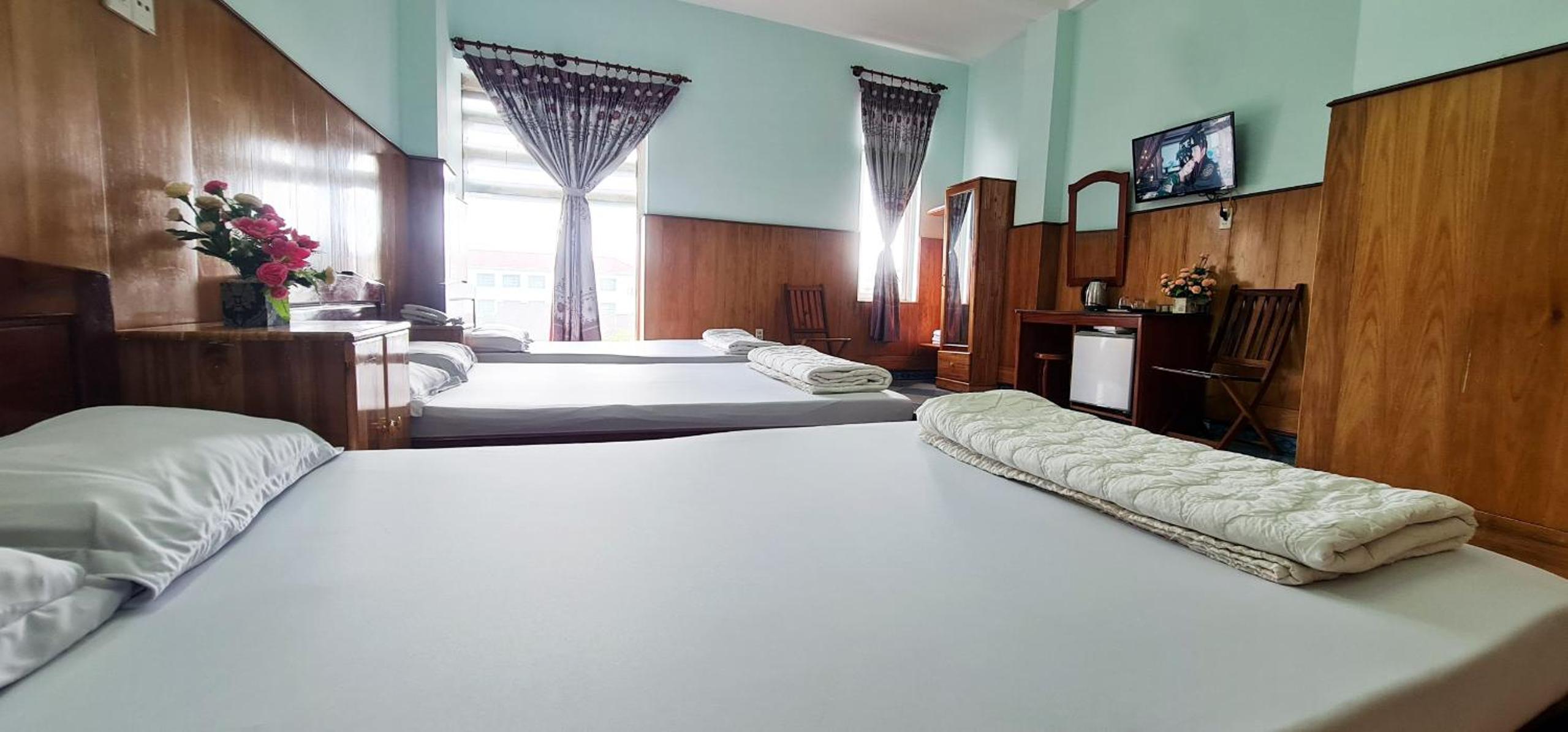 Mixed Dormitory Room photo 1