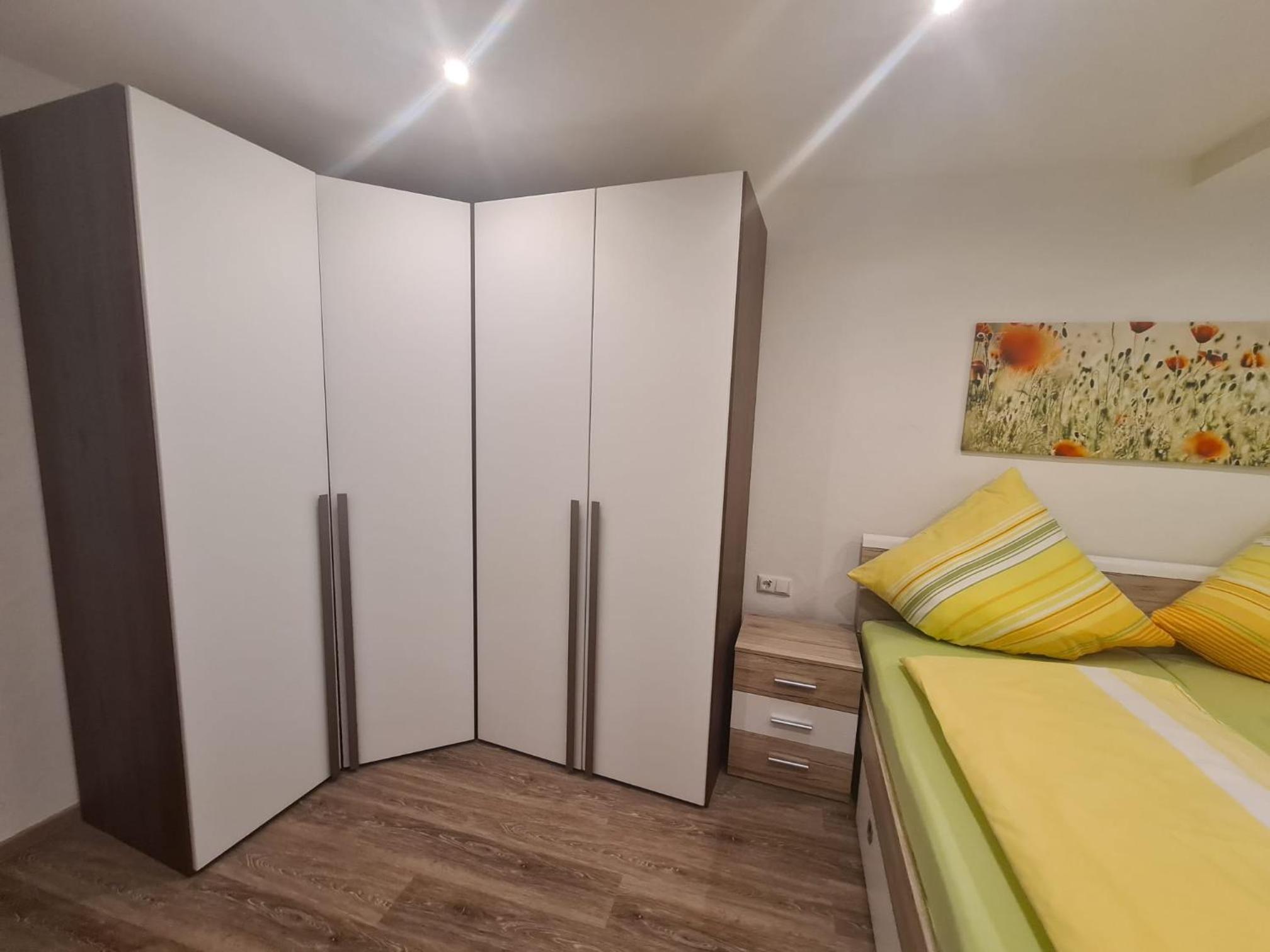 One-Bedroom Apartment photo 1