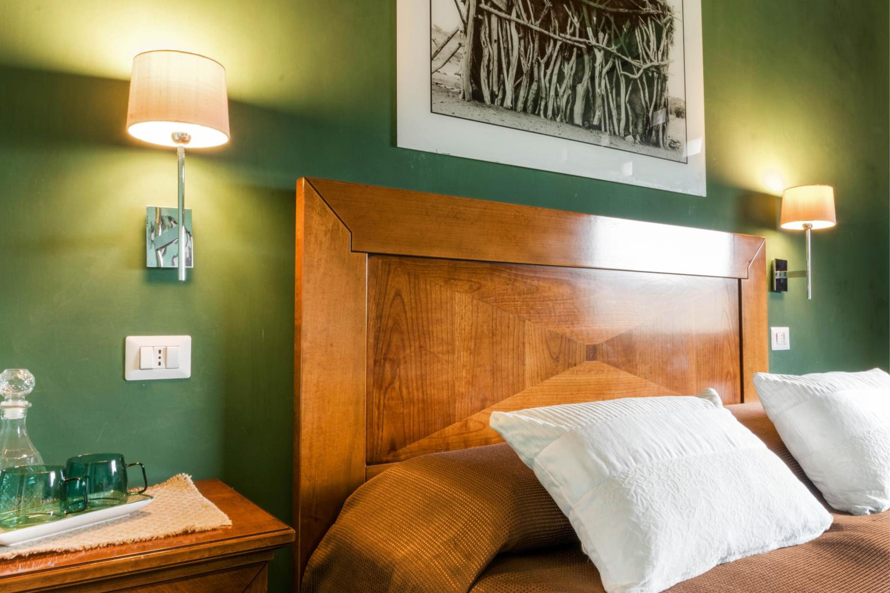 Double Room - Photo 7