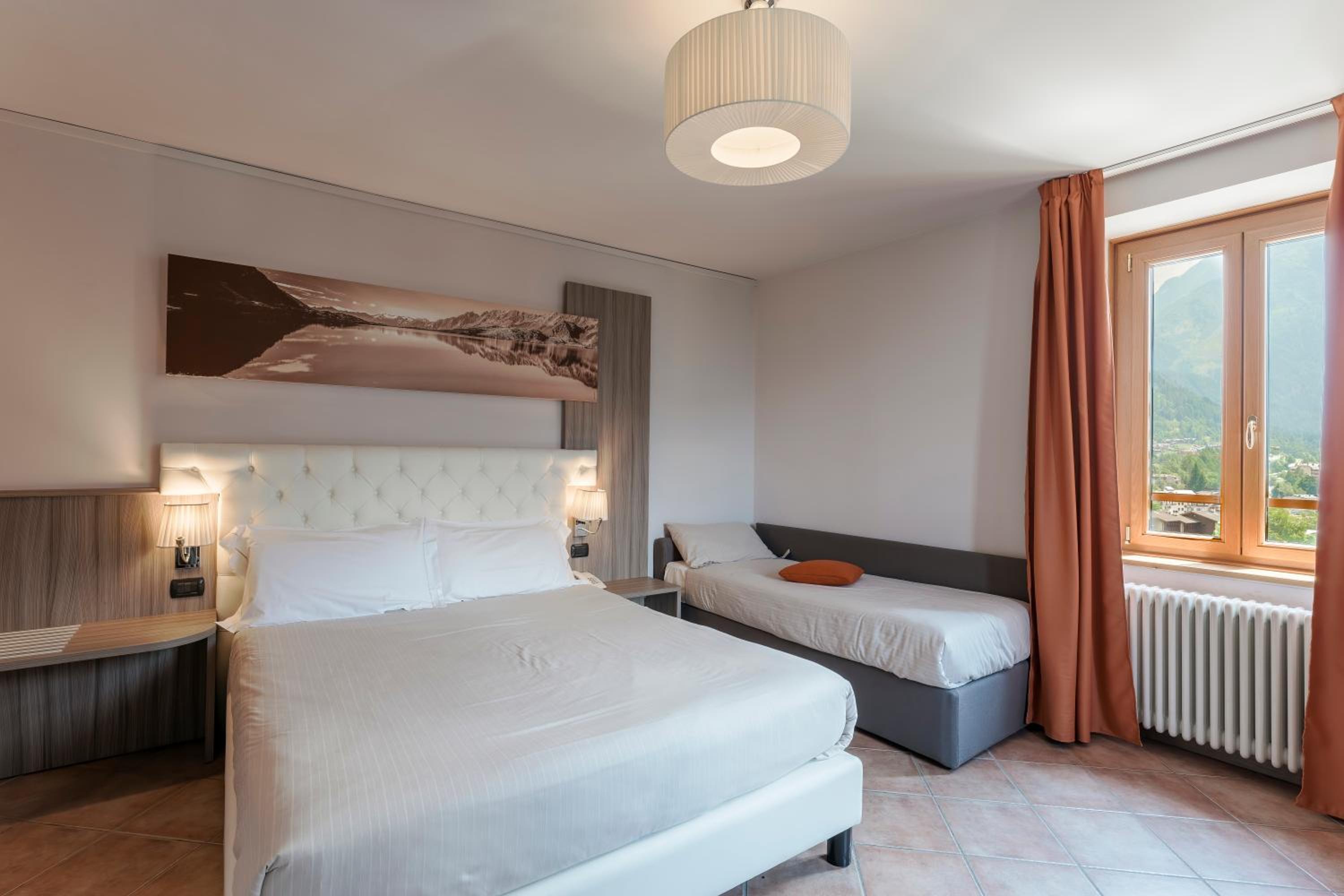 Triple Room with Mountain View photo 2