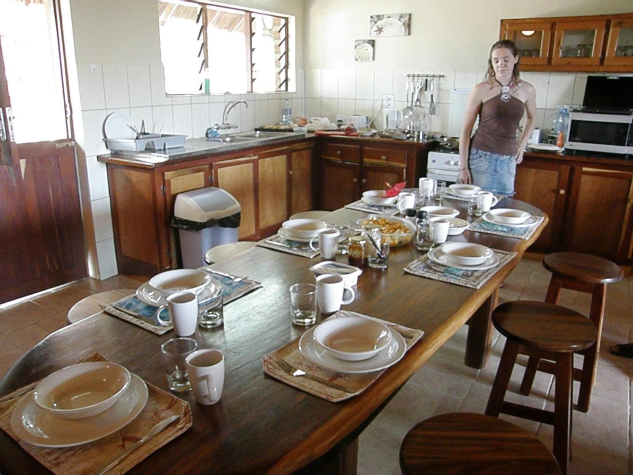 Eight-Bedroom House photo 2