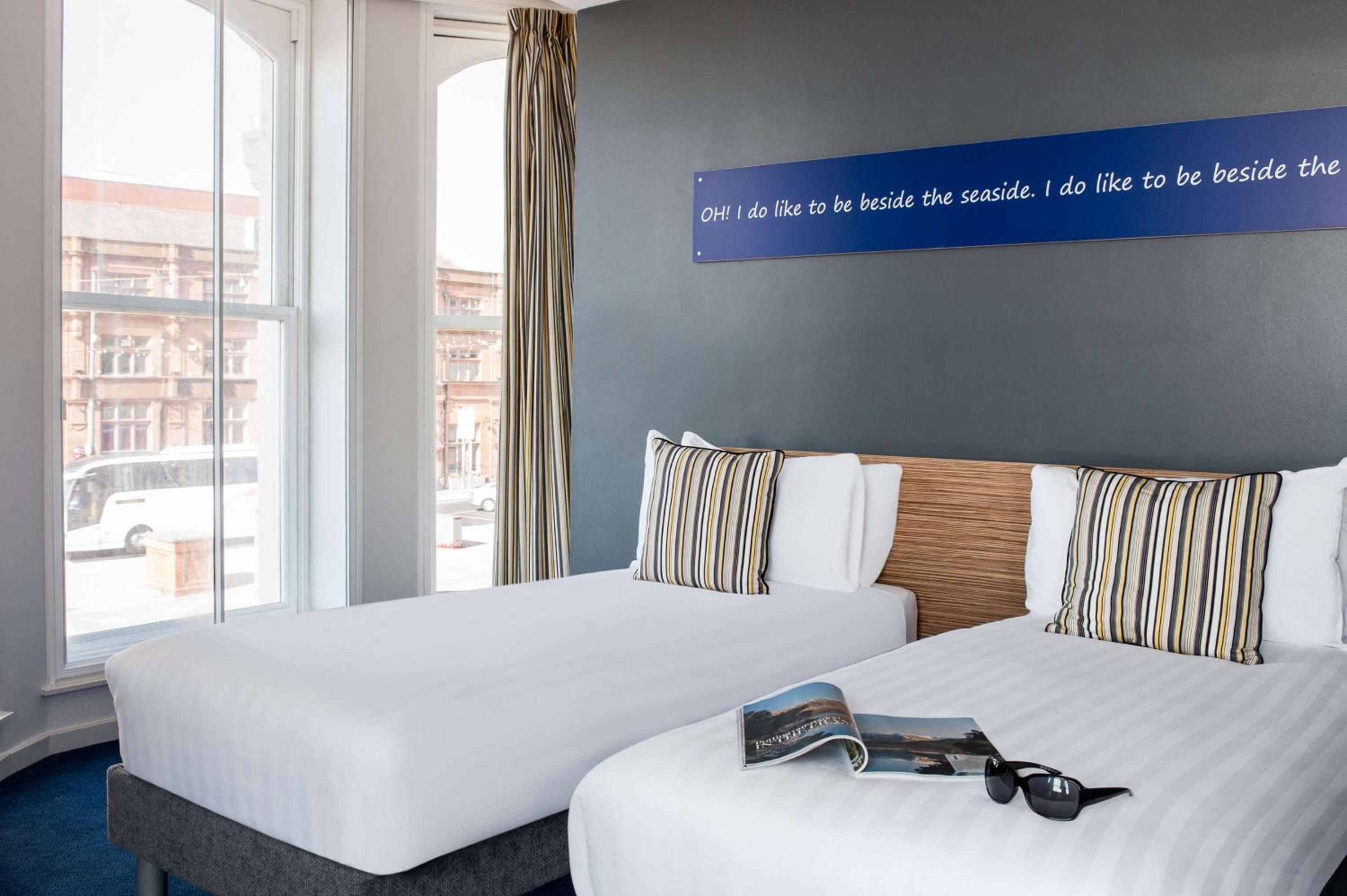 Standard Twin Room photo 3