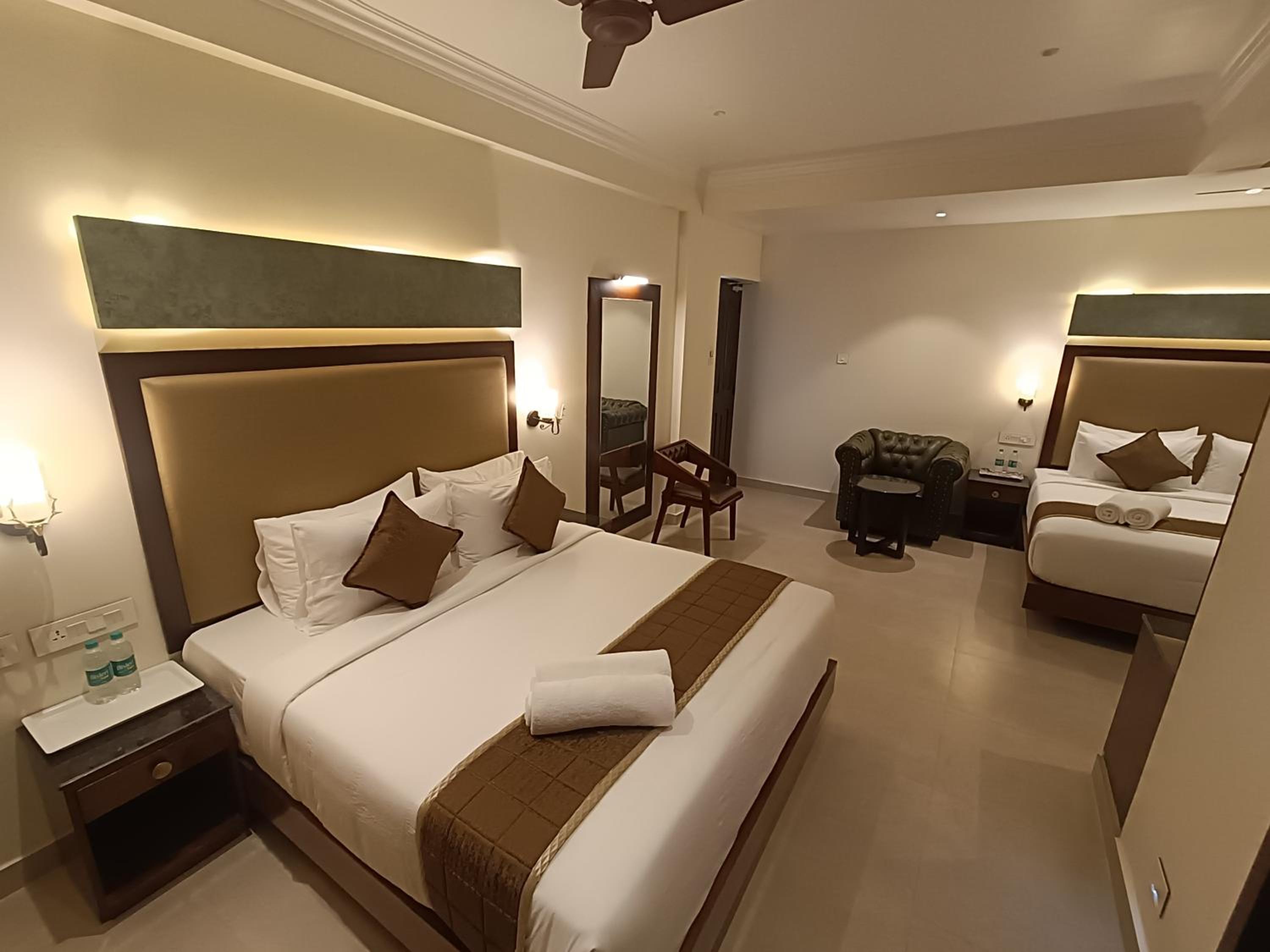 Superior Quadruple Room photo 2