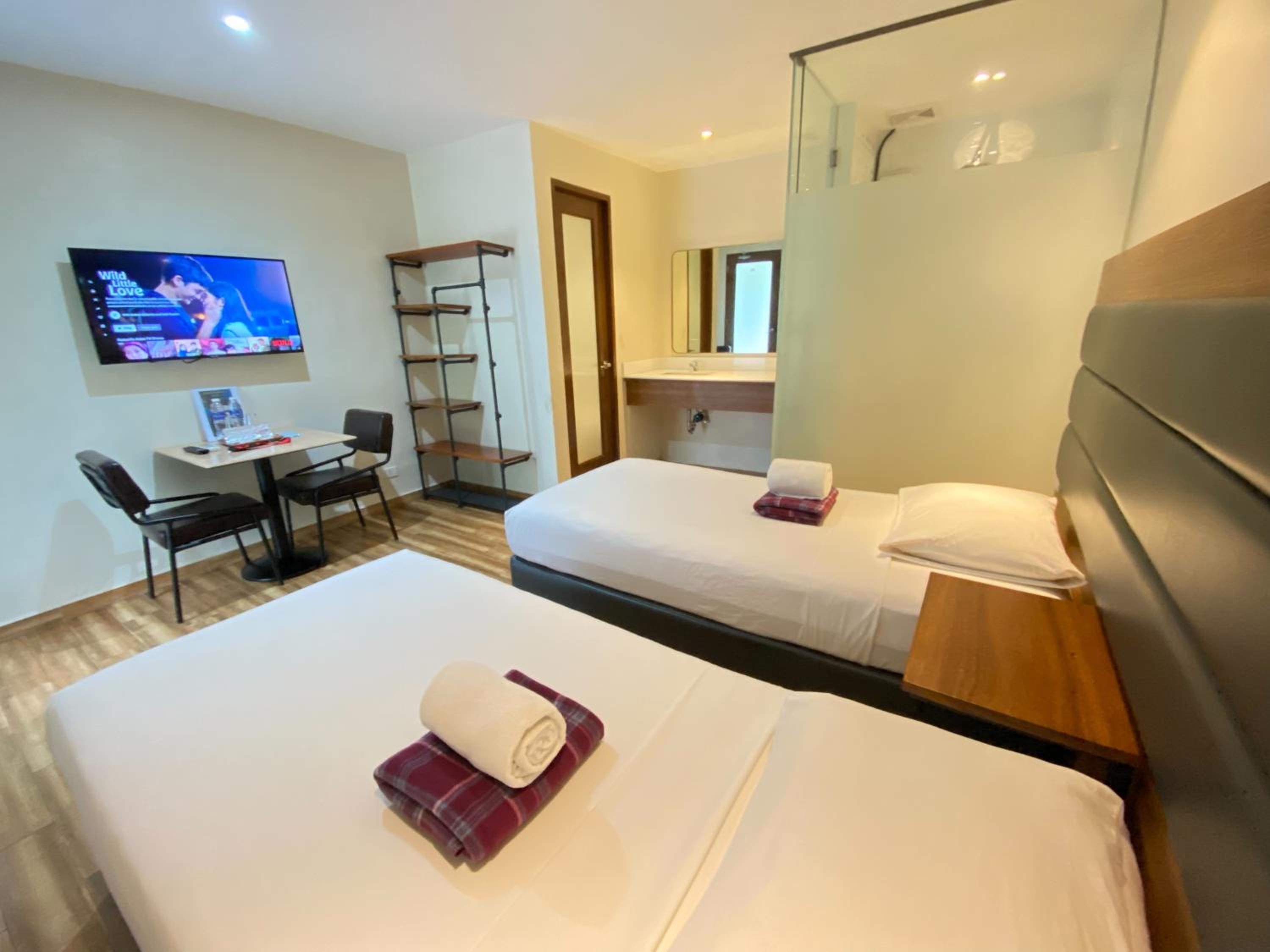 Deluxe Double or Twin Room with Garden View - Photo 3