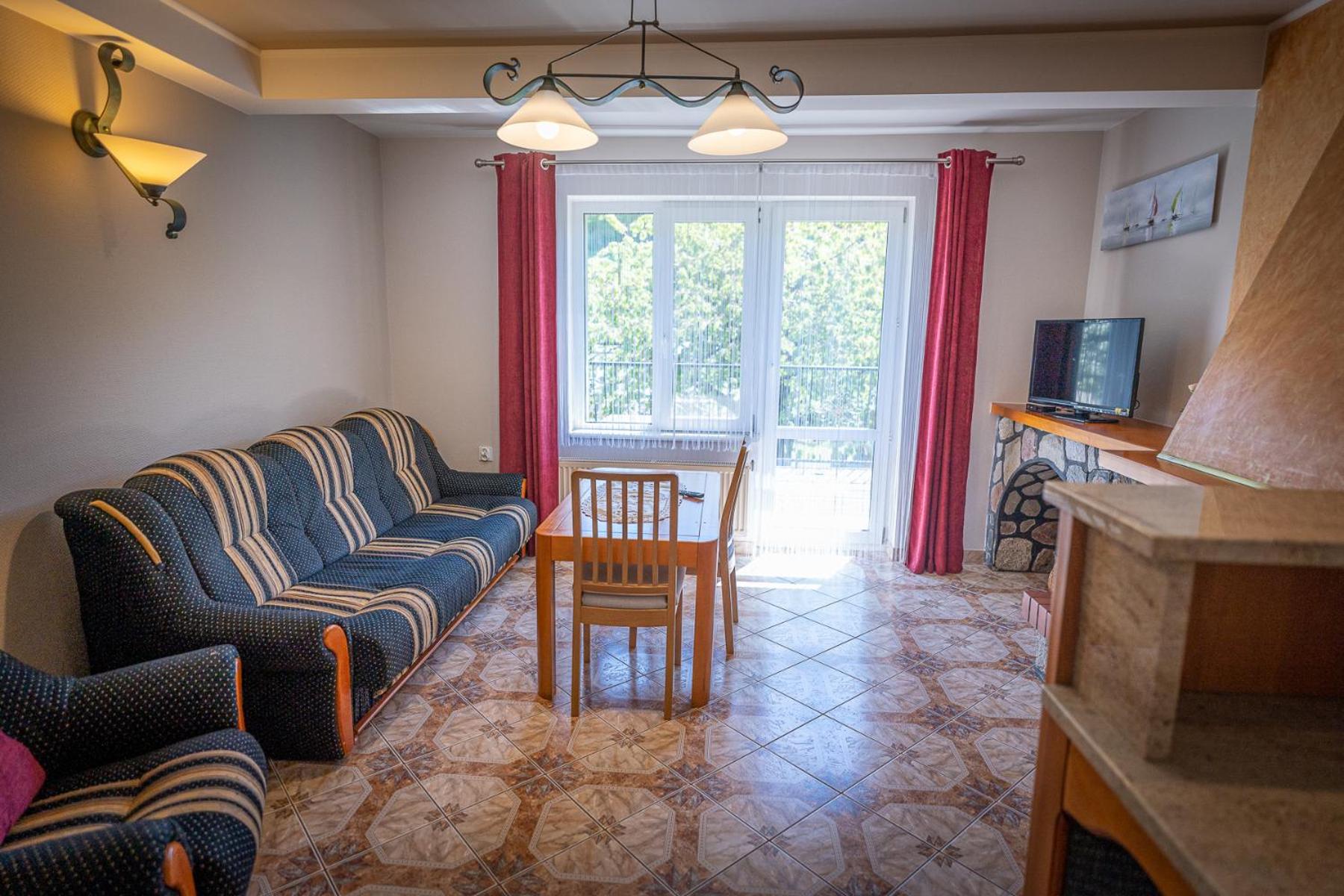 Three-Bedroom Apartment photo 2