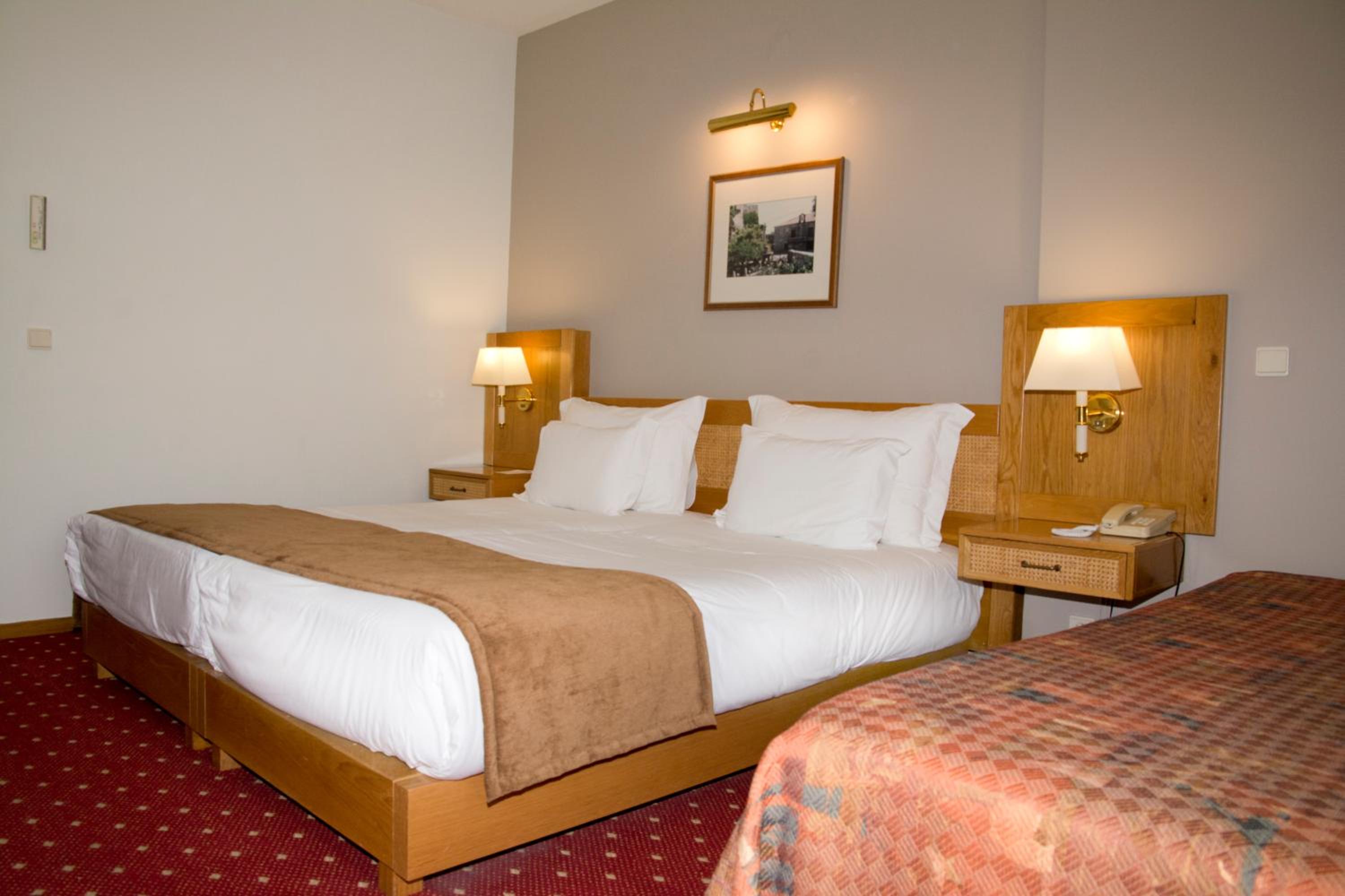 Double or Twin Room - Photo 1