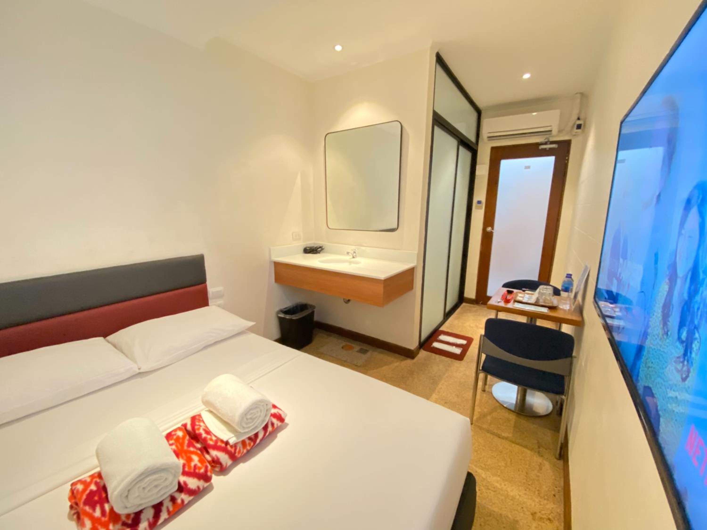 Standard Double Room - Photo 3